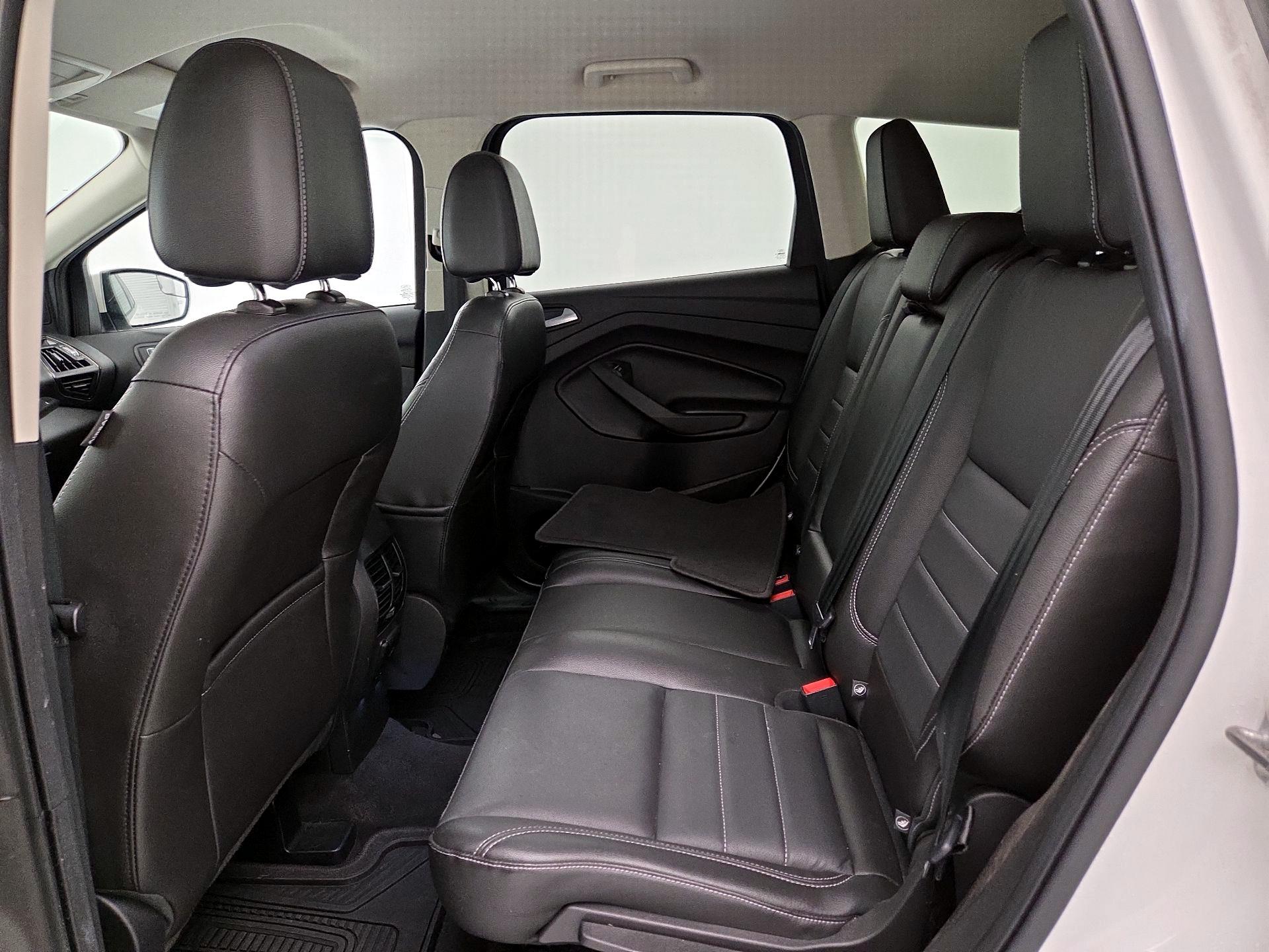 Thumbnail: 2015 Ford Escape - 19