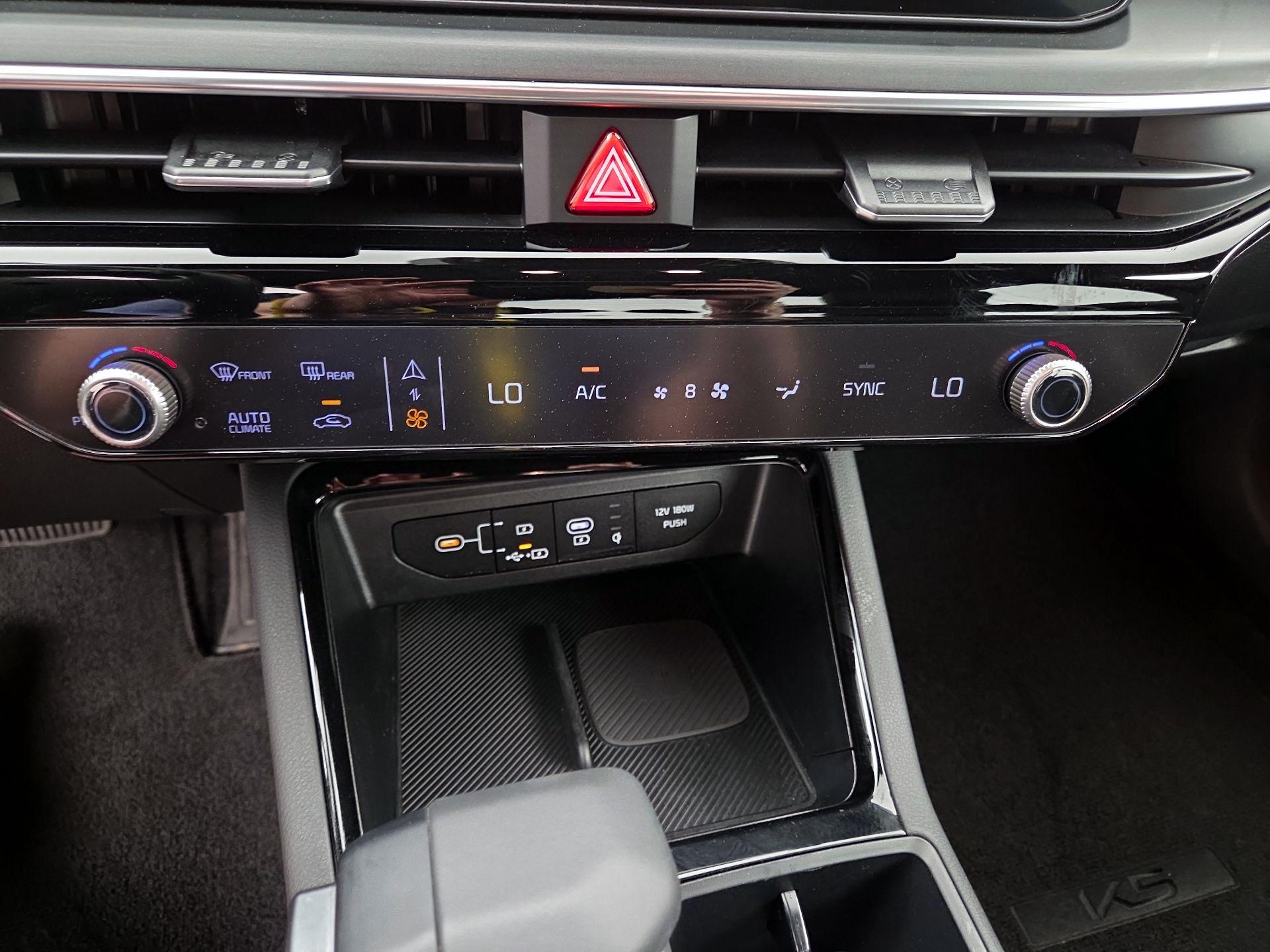 Thumbnail: 2025 Kia K5 - 17