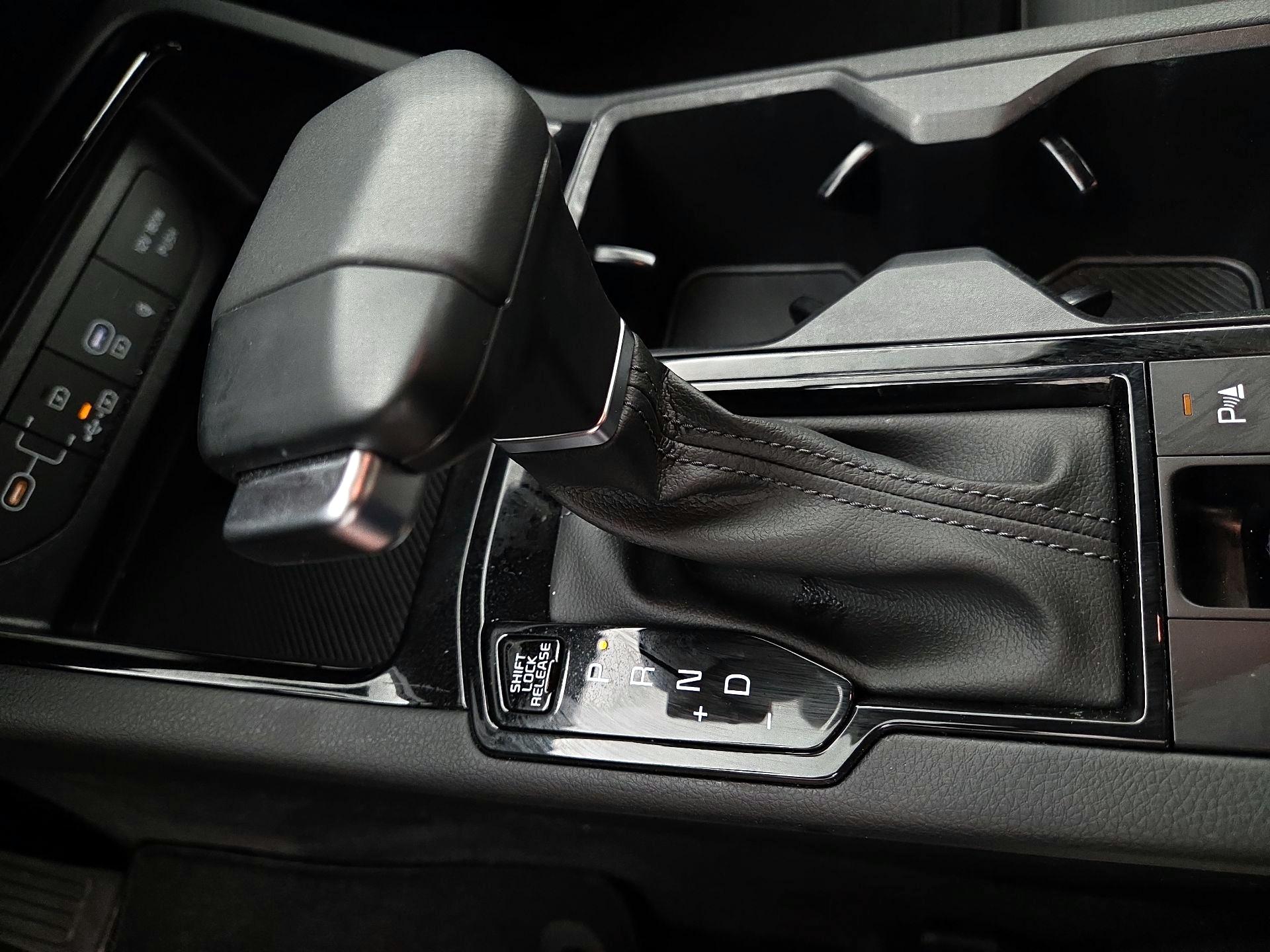 Thumbnail: 2025 Kia K5 - 18