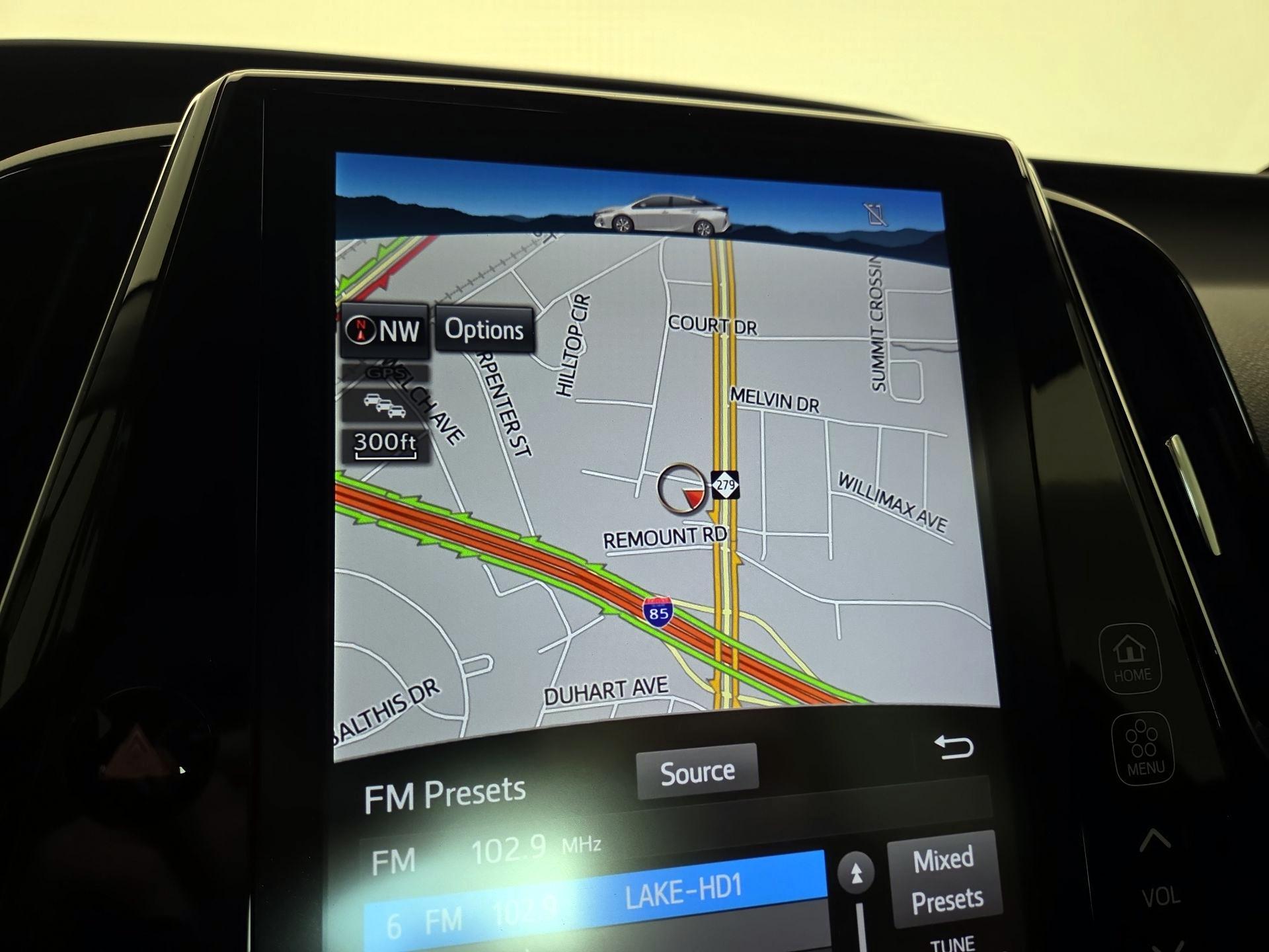 Thumbnail: 2020 Toyota Prius Prime - 14