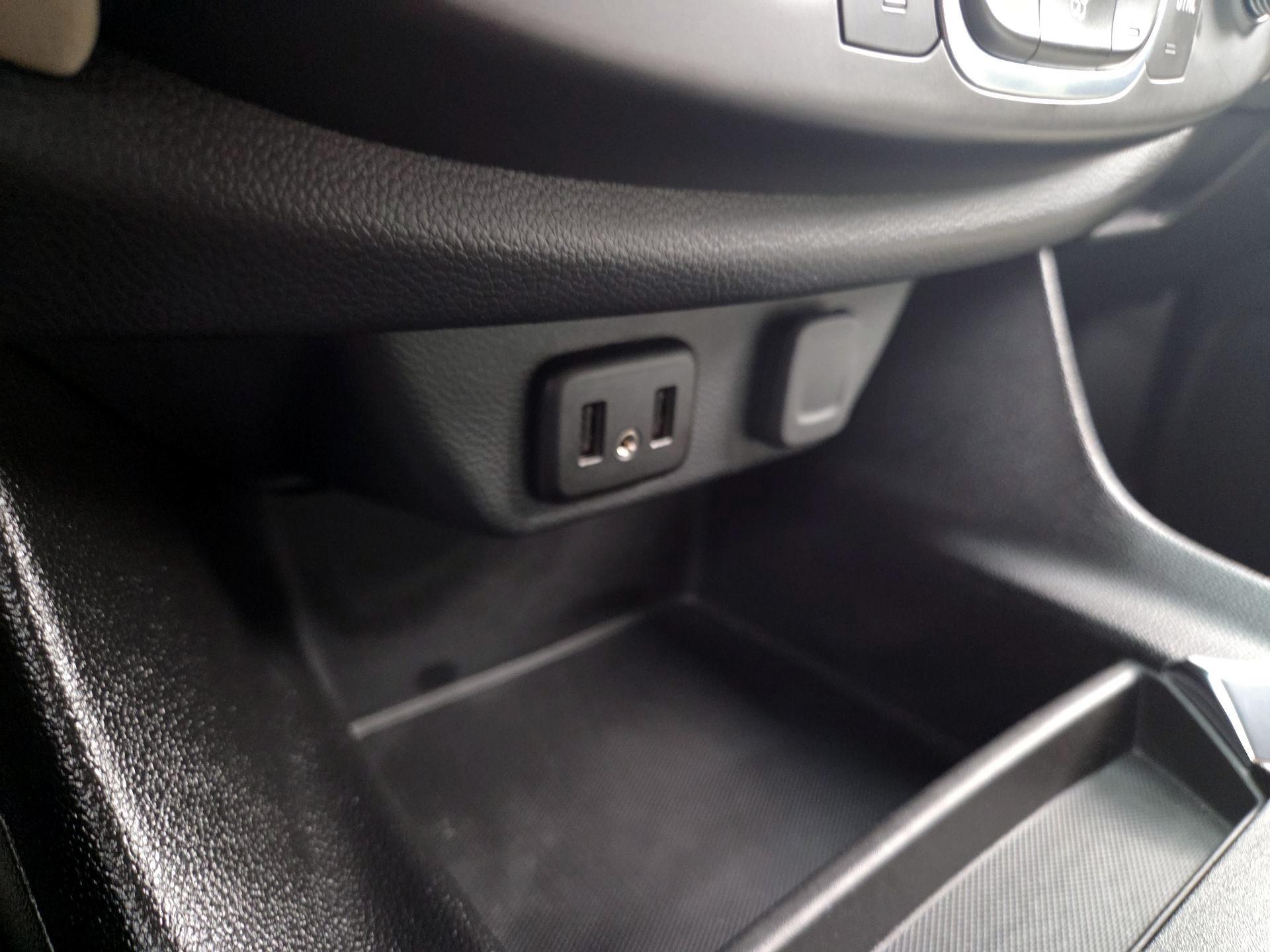 Thumbnail: 2023 Chevrolet Traverse - 17