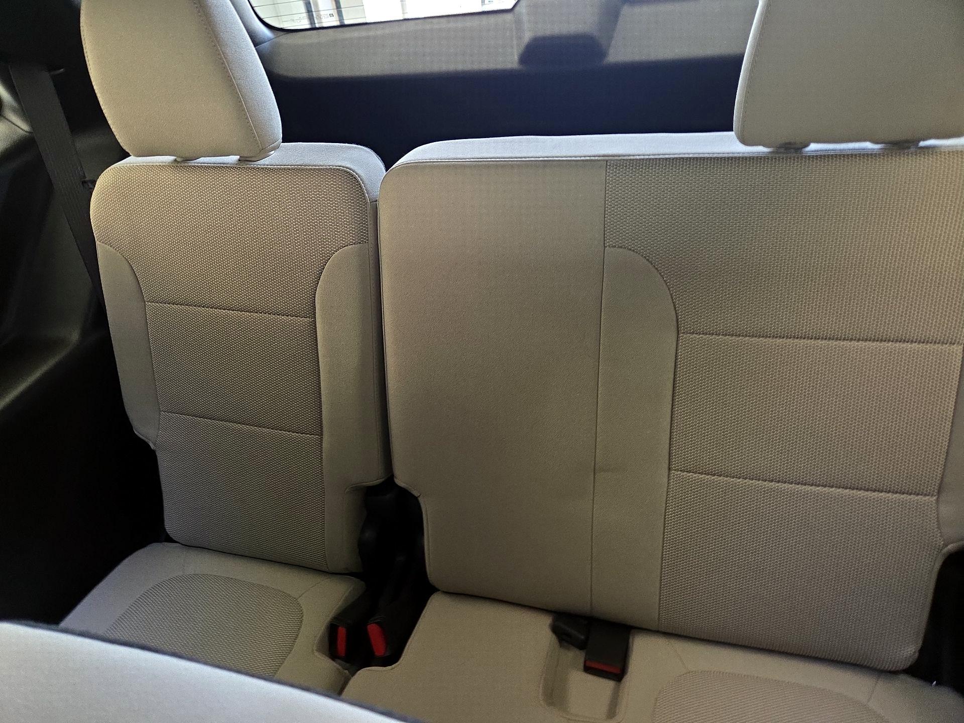 Thumbnail: 2023 Chevrolet Traverse - 19