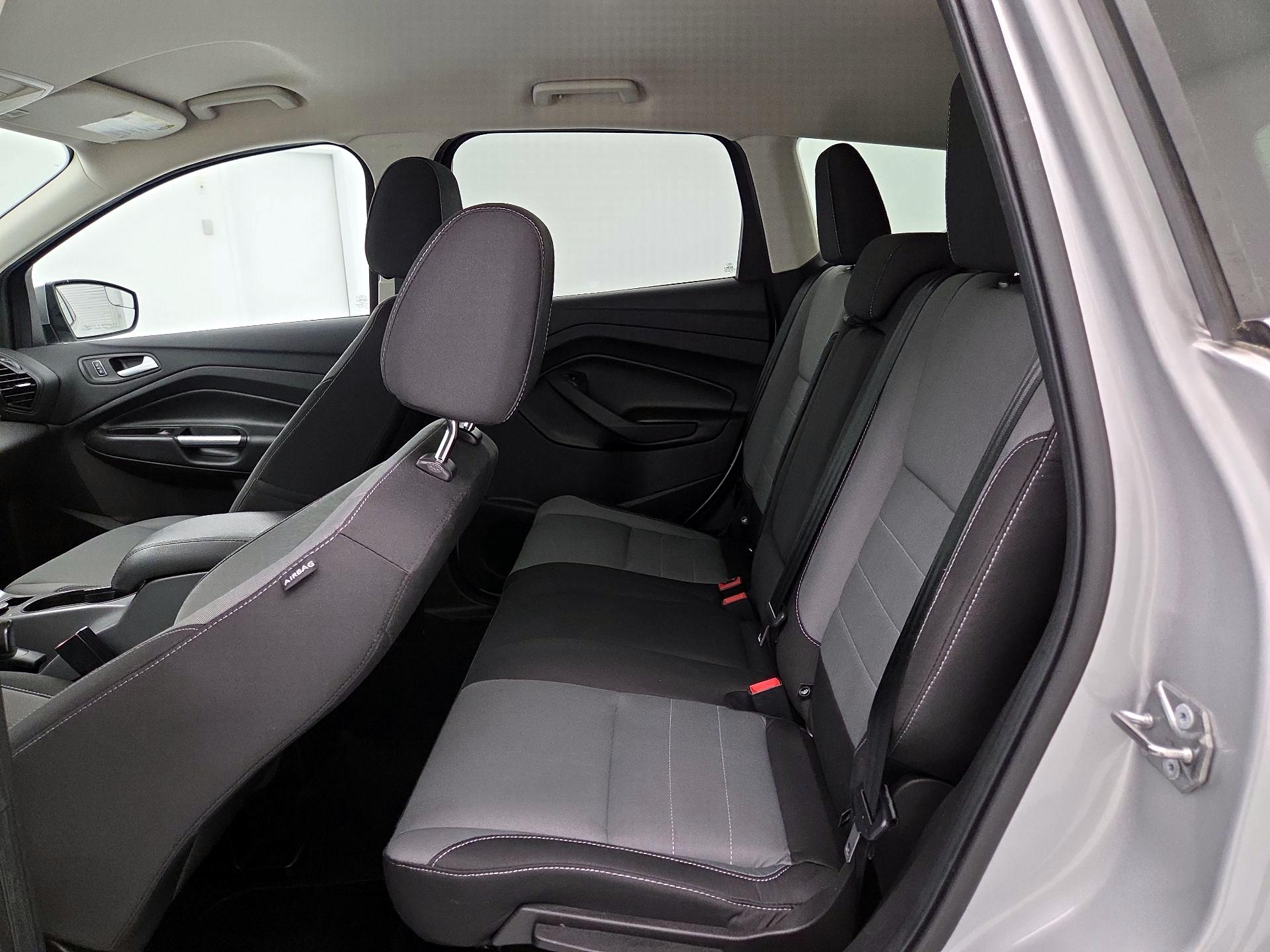 Thumbnail: 2016 Ford Escape - 18