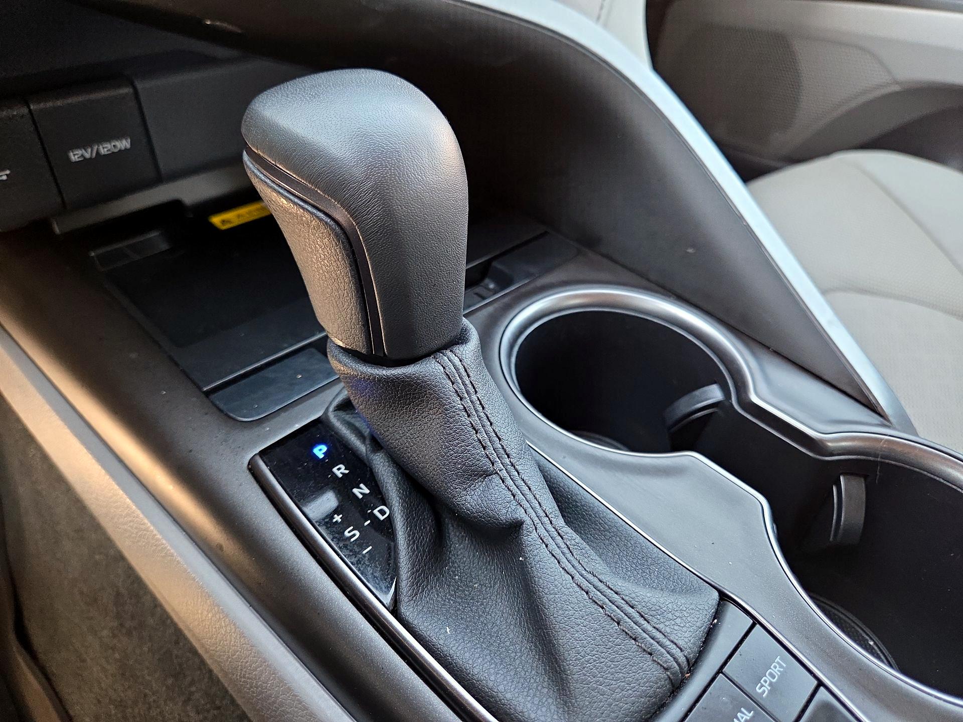 Thumbnail: 2023 Toyota Camry - 17