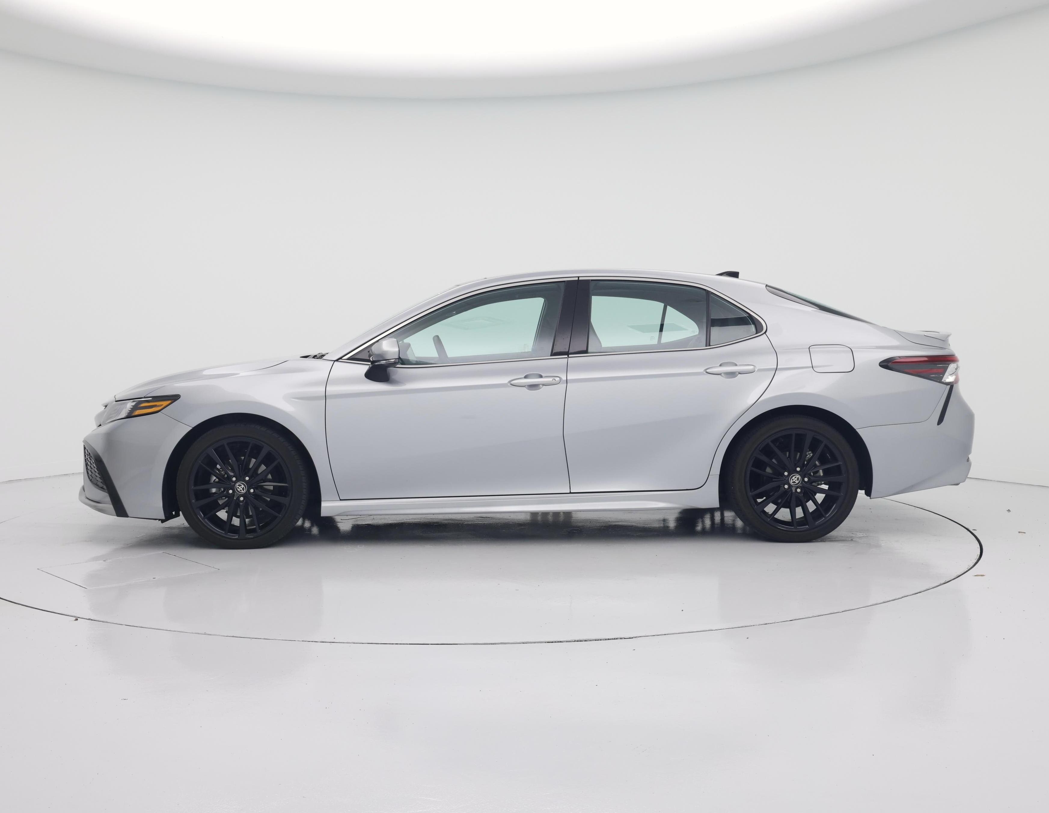 Thumbnail: 2023 Toyota Camry - 3