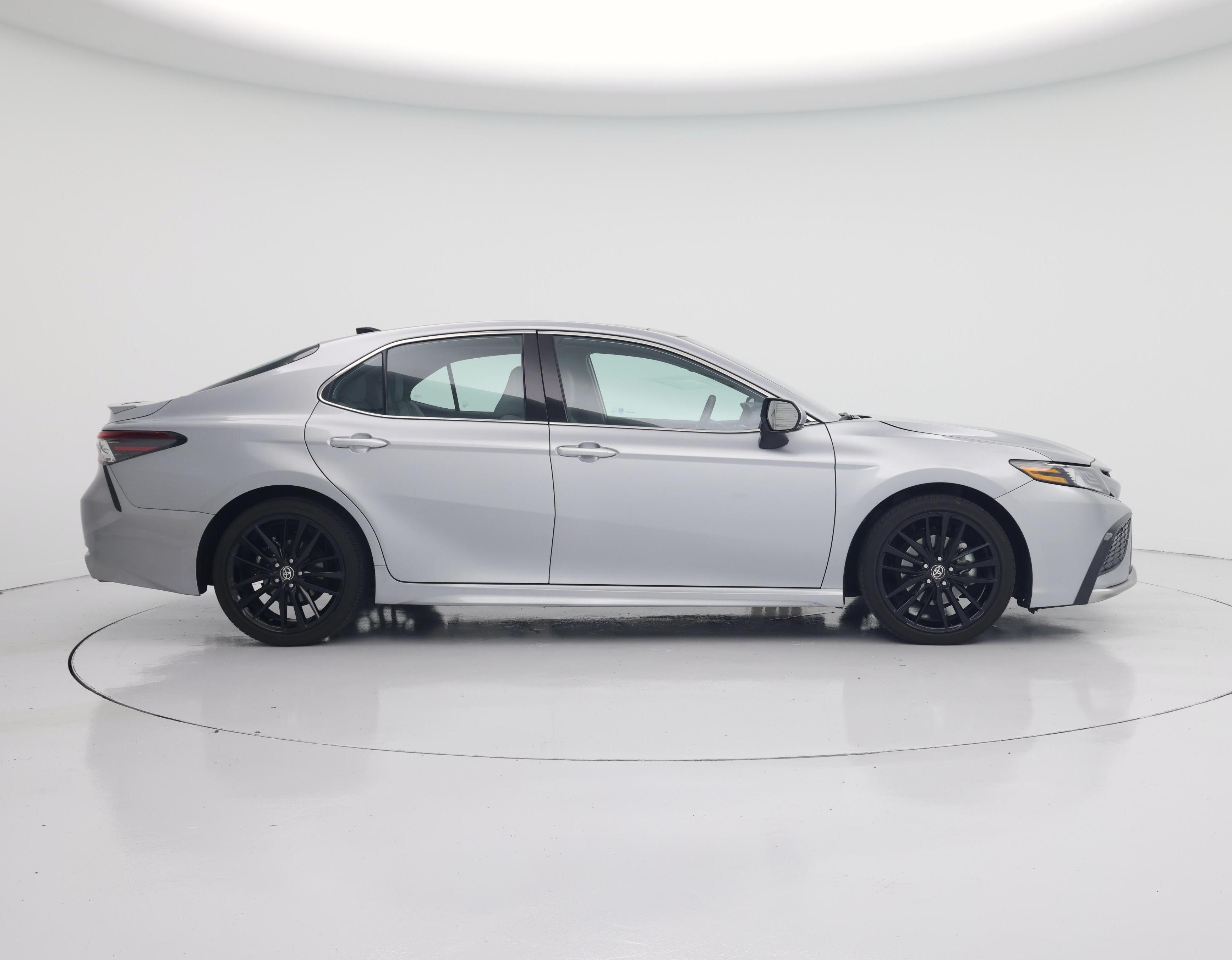 Thumbnail: 2023 Toyota Camry - 7