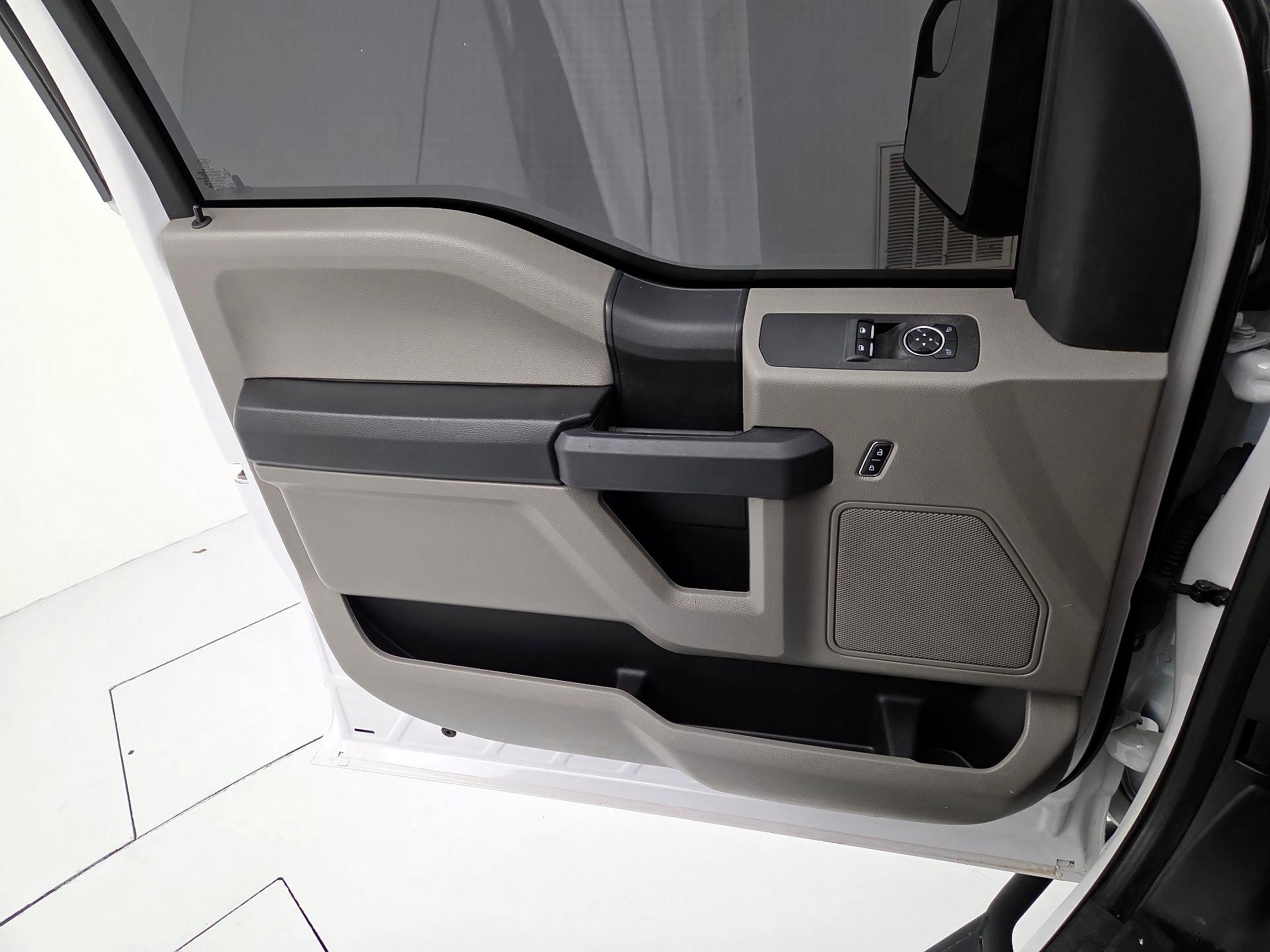 Thumbnail: 2019 Ford F-150 - 12