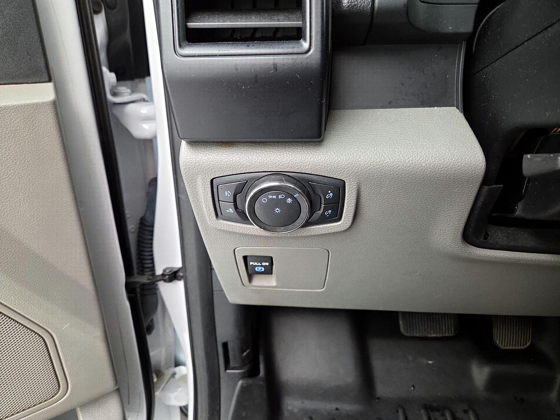 Thumbnail: 2019 Ford F-150 - 13