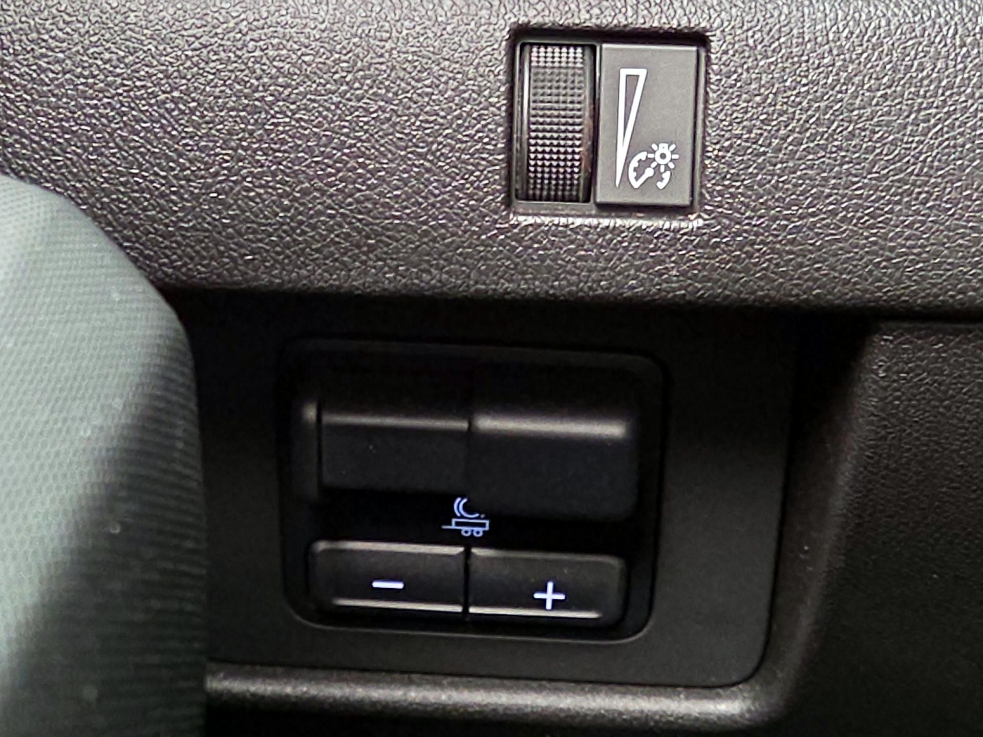 Thumbnail: 2024 GMC Canyon - 13