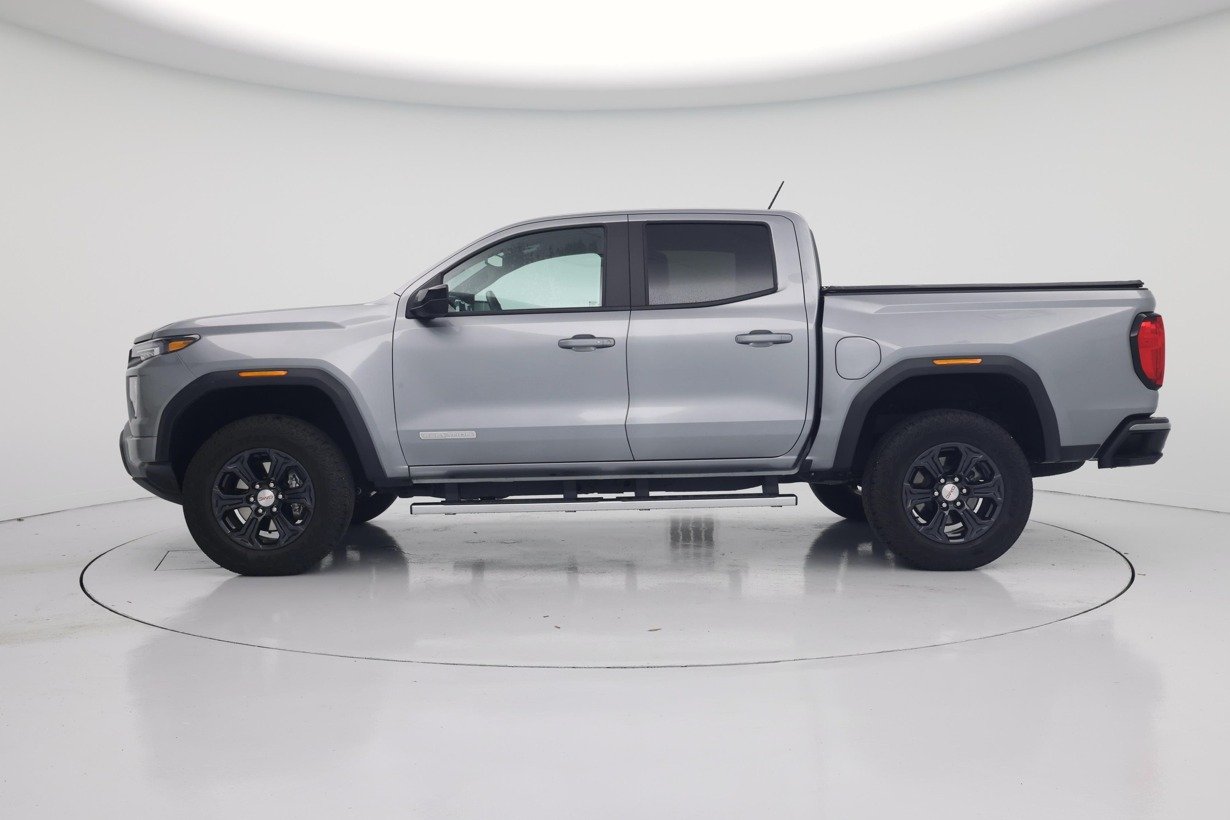Thumbnail: 2024 GMC Canyon - 3