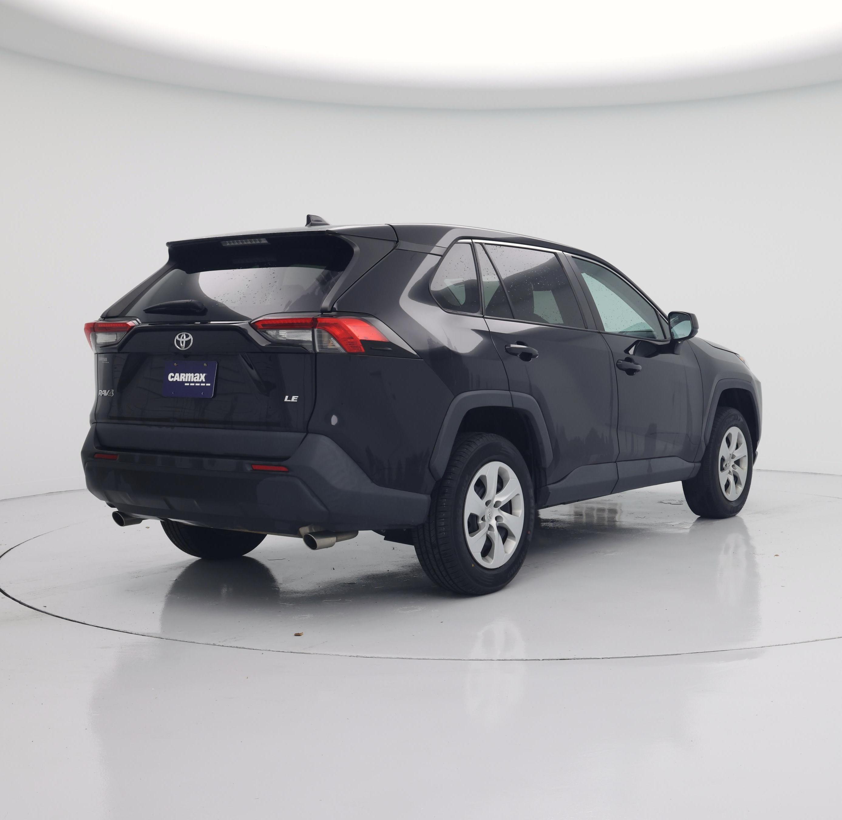 Thumbnail: 2022 Toyota RAV4 - 8