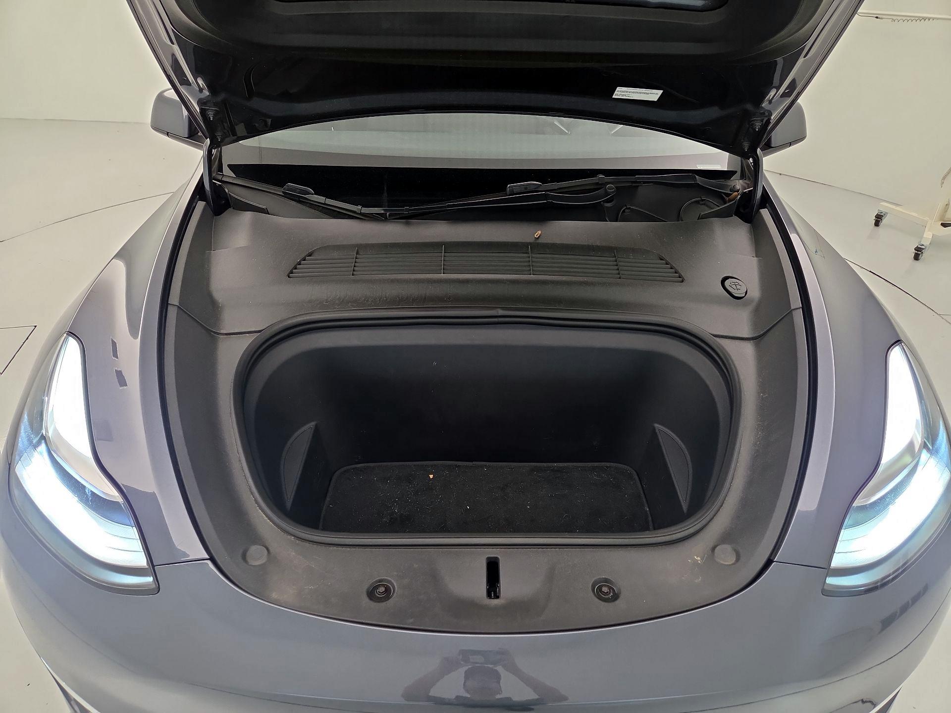 Thumbnail: 2023 Tesla Model Y - 20