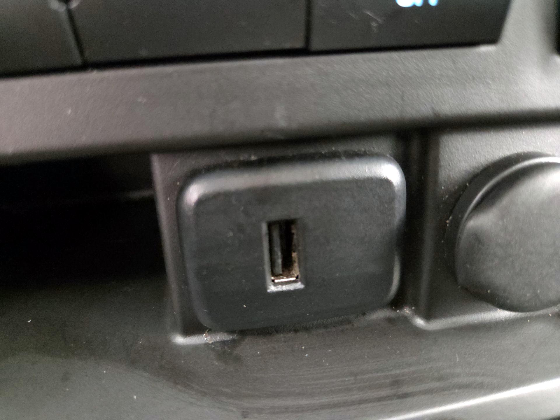 Thumbnail: 2017 Chevrolet Traverse - 18