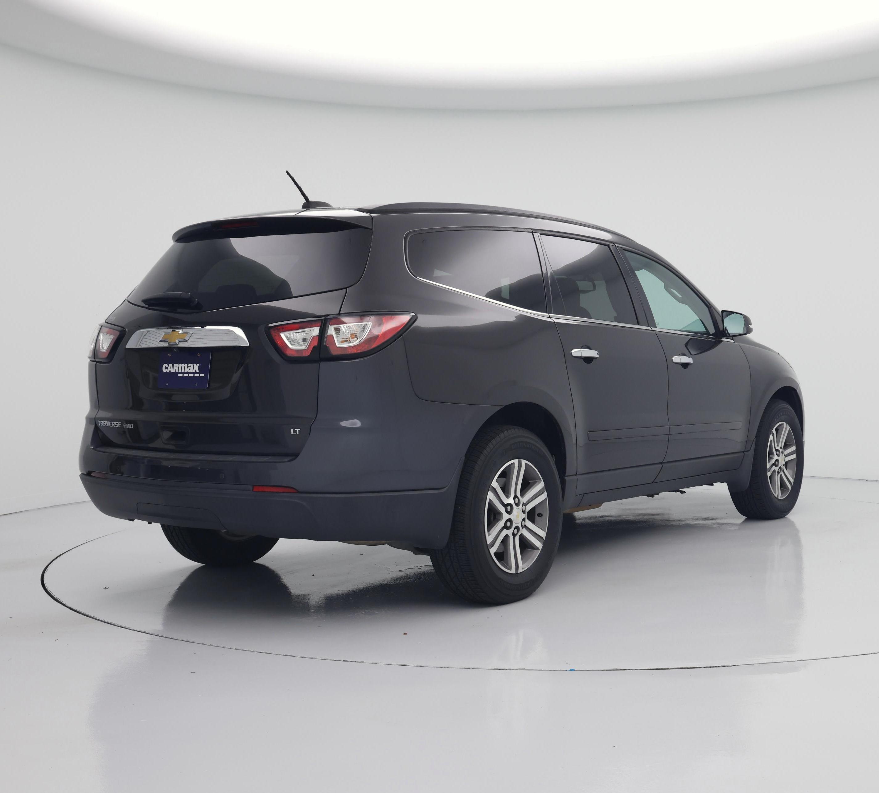 Thumbnail: 2017 Chevrolet Traverse - 8