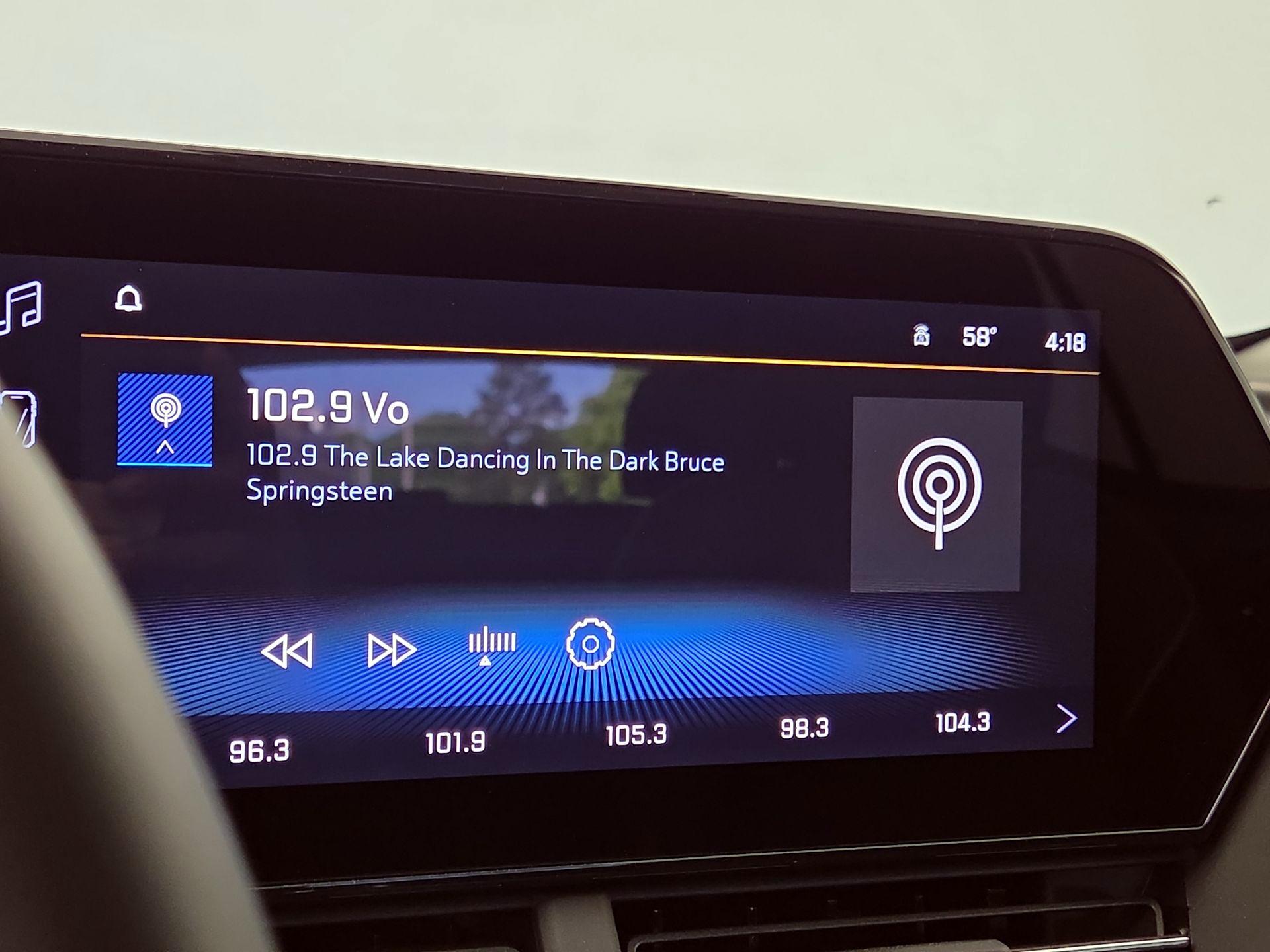 Thumbnail: 2025 Chevrolet Trax - 15