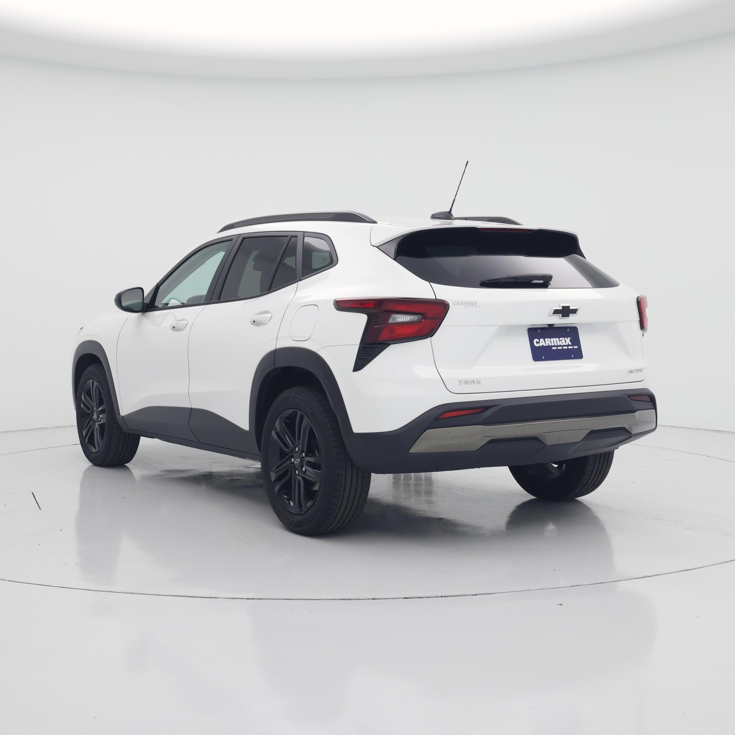 Thumbnail: 2025 Chevrolet Trax - 2