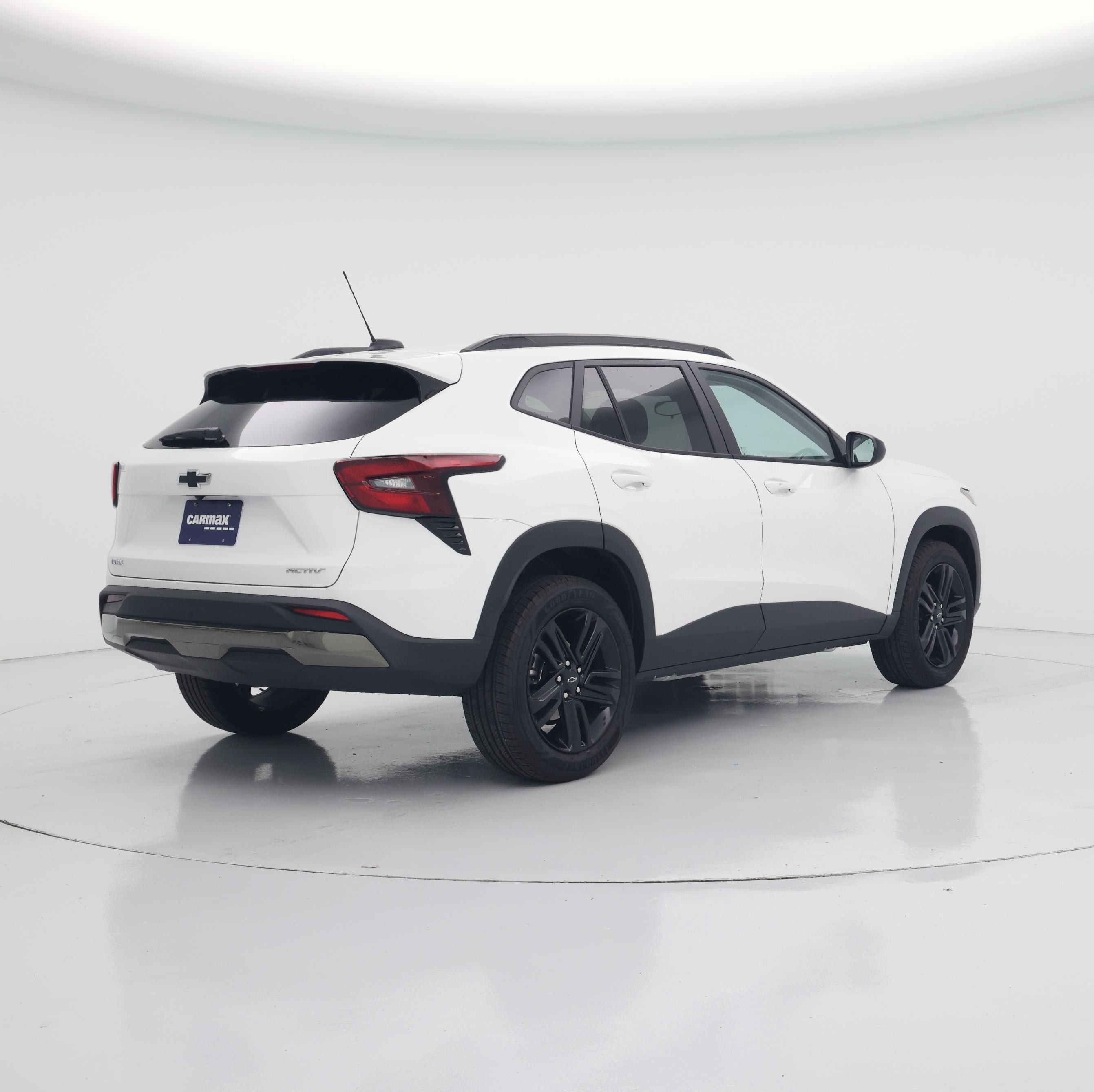 Thumbnail: 2025 Chevrolet Trax - 8