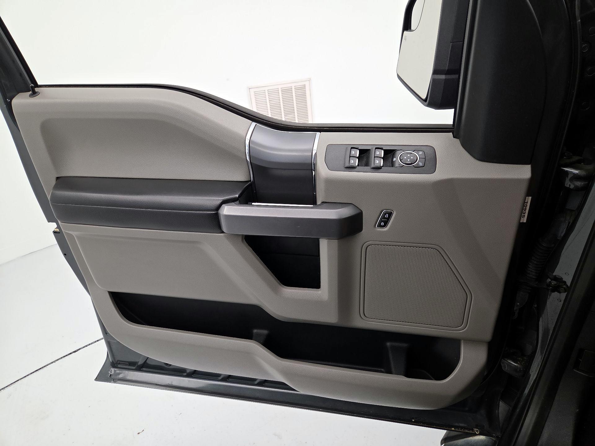 Thumbnail: 2018 Ford F-150 - 12