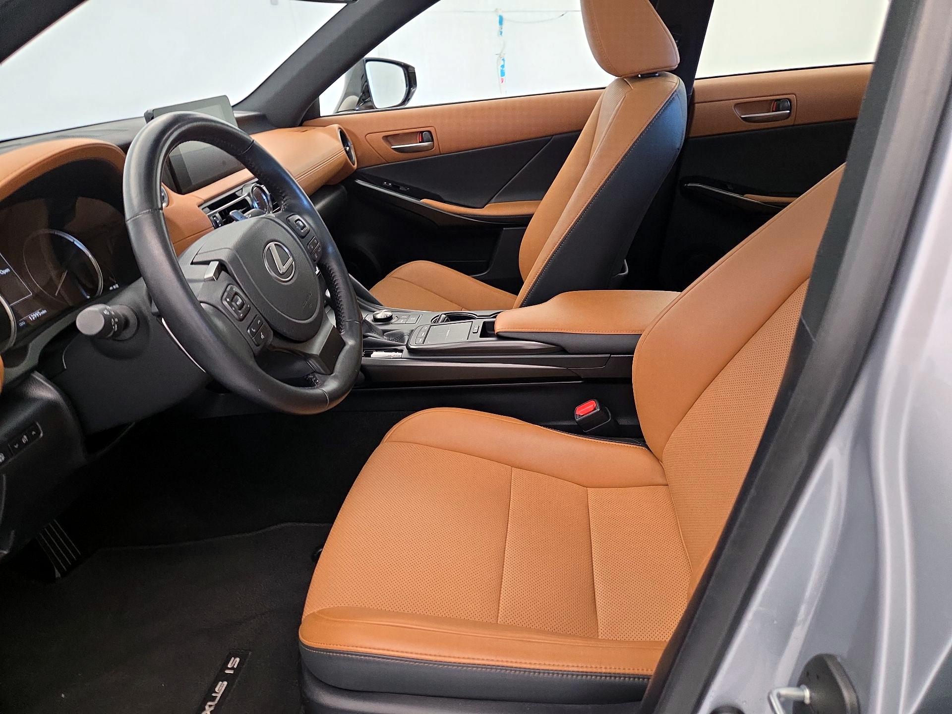 Thumbnail: 2024 Lexus IS - 11