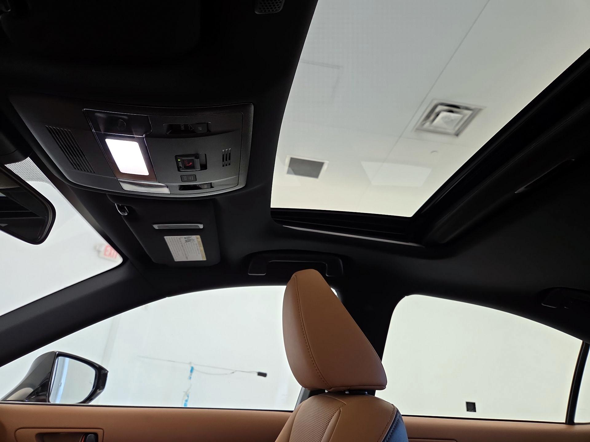 Thumbnail: 2024 Lexus IS - 19