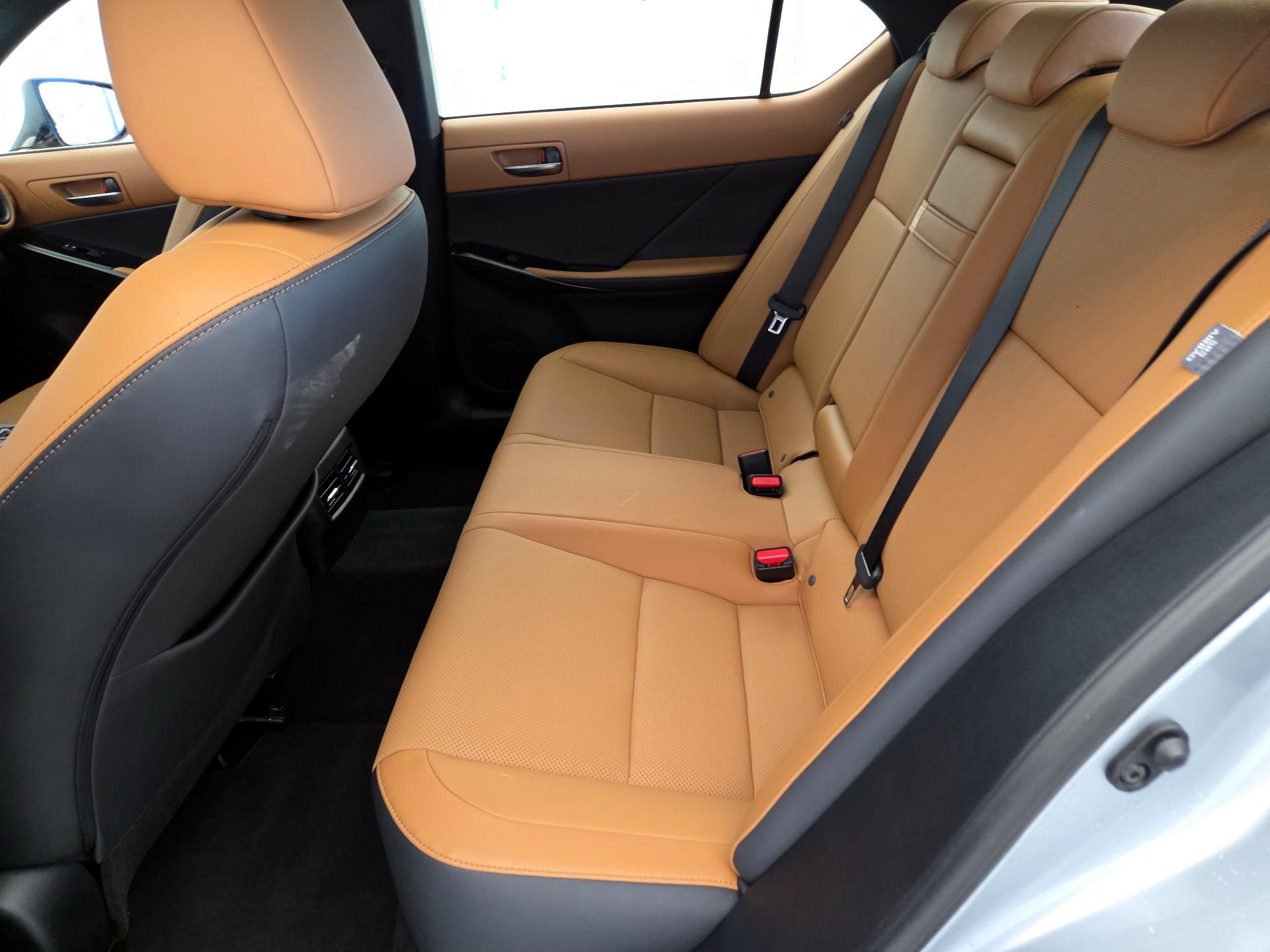 Thumbnail: 2024 Lexus IS - 20