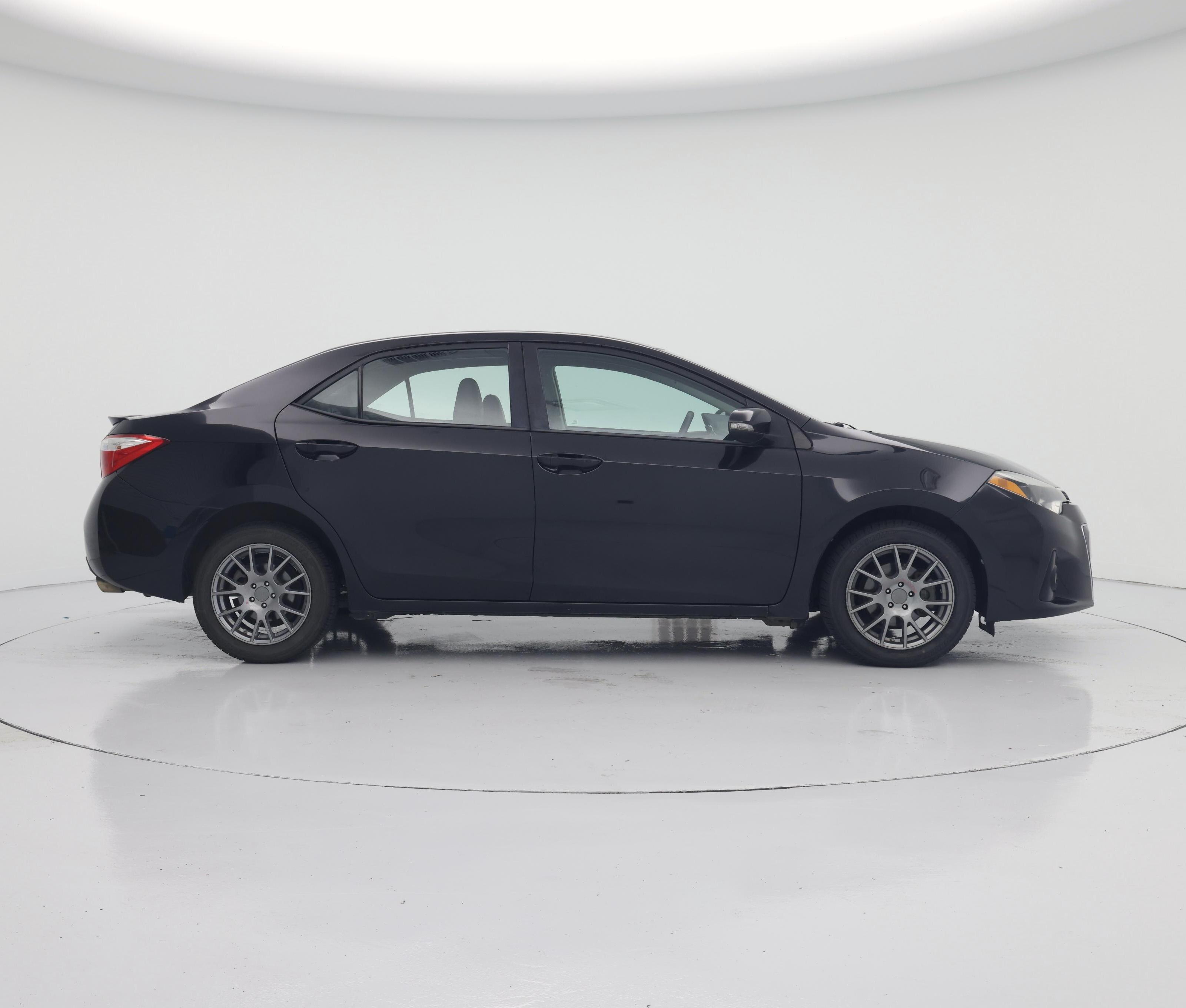 Thumbnail: 2015 Toyota Corolla - 7