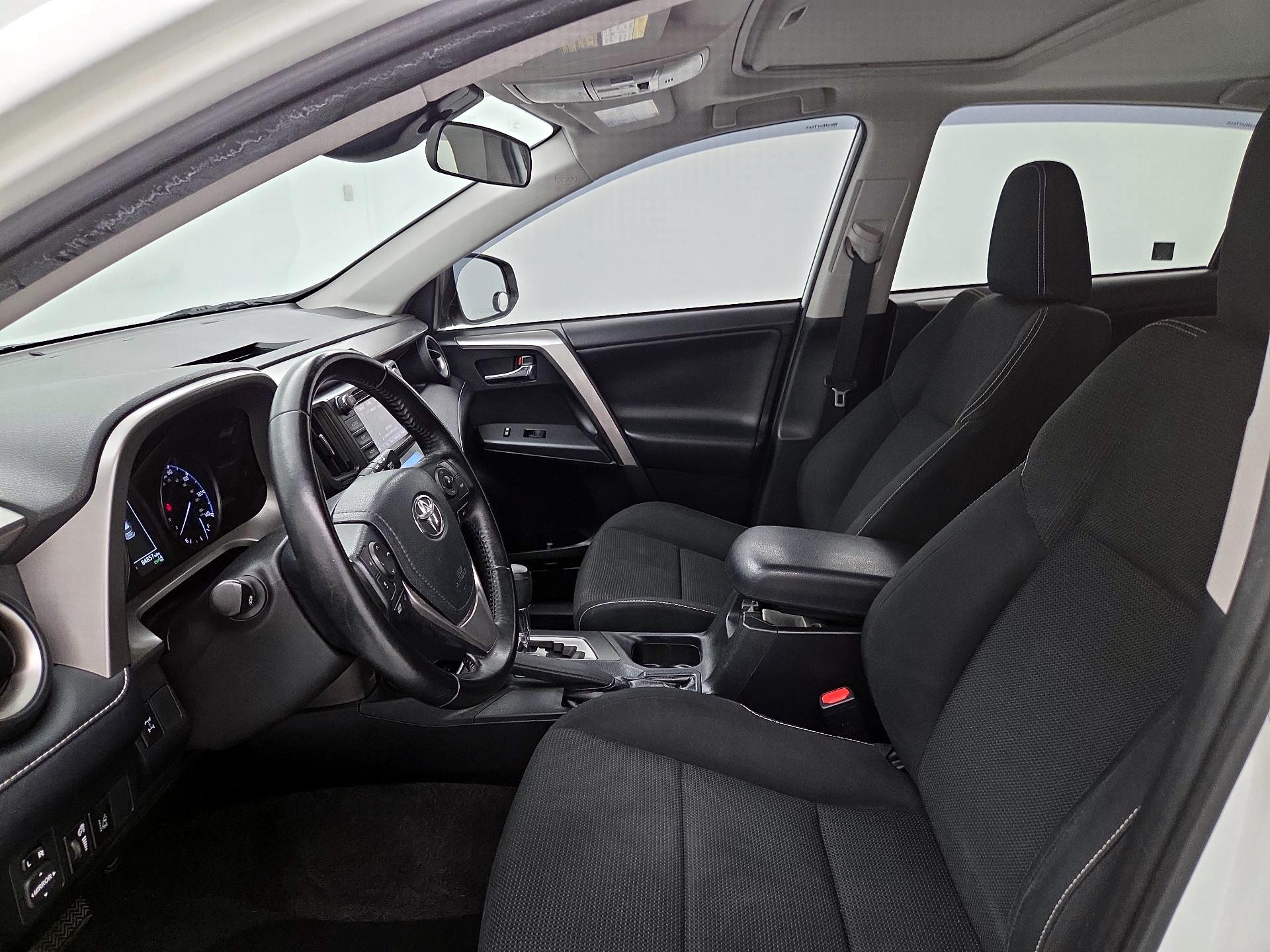 Thumbnail: 2017 Toyota RAV4 - 11