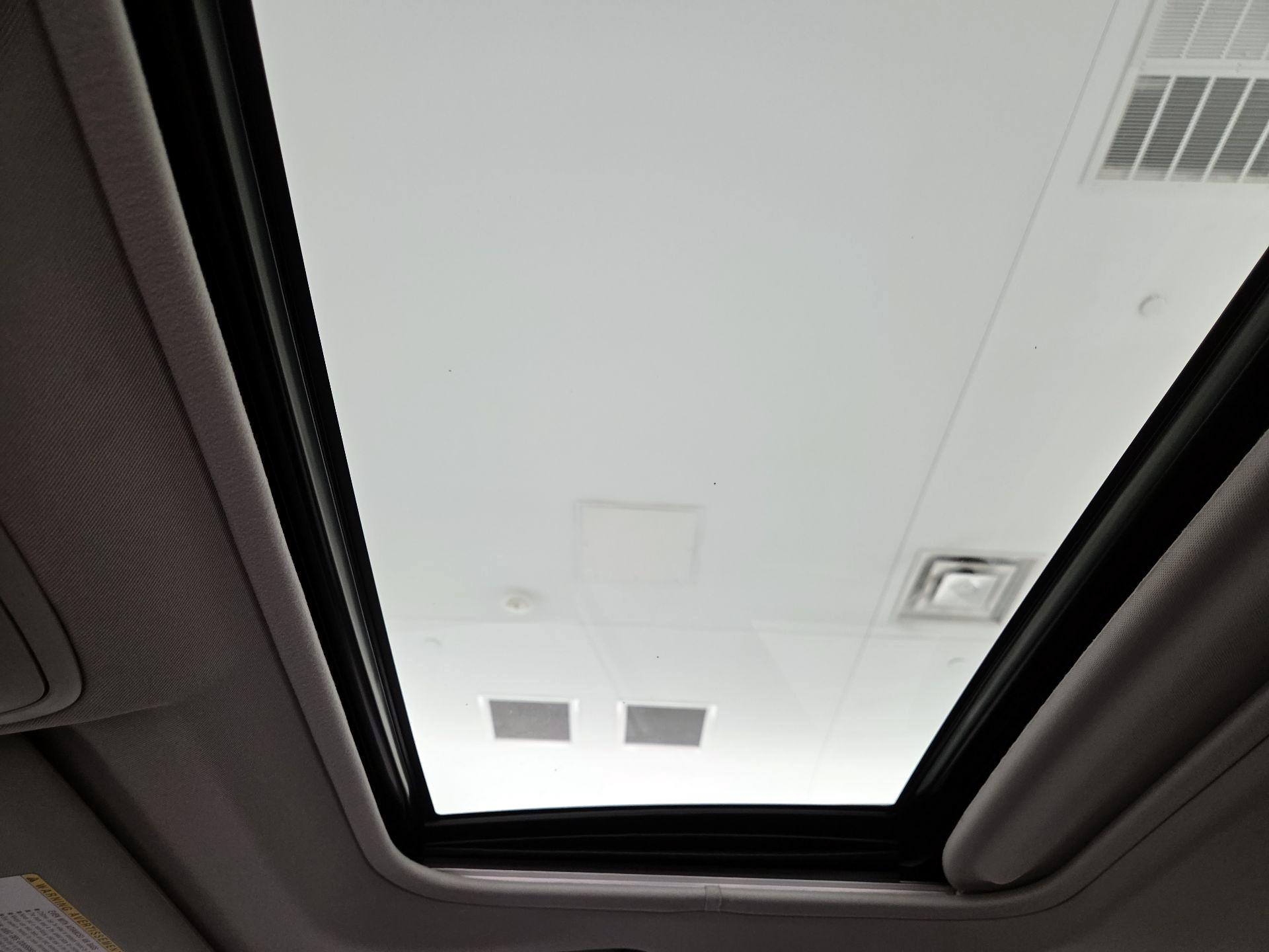 Thumbnail: 2017 Toyota RAV4 - 19