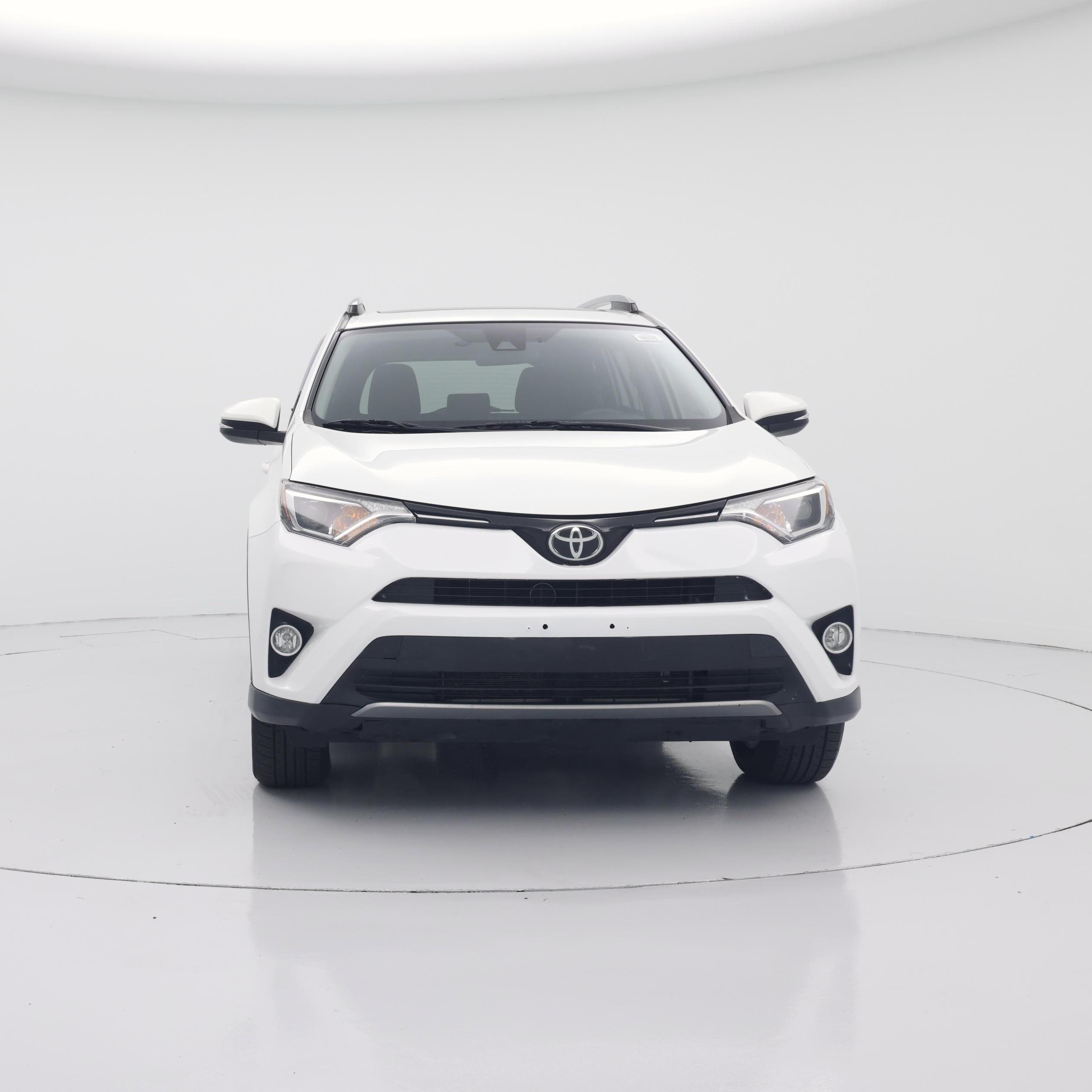 Thumbnail: 2017 Toyota RAV4 - 5