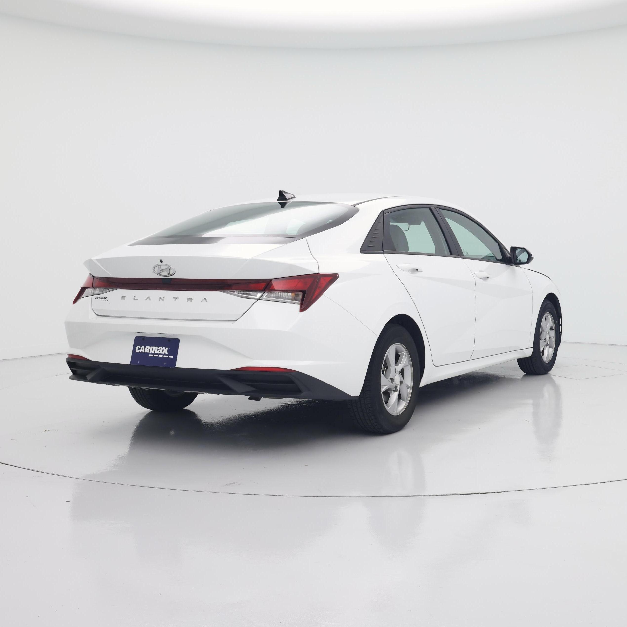 Thumbnail: 2021 Hyundai Elantra - 8