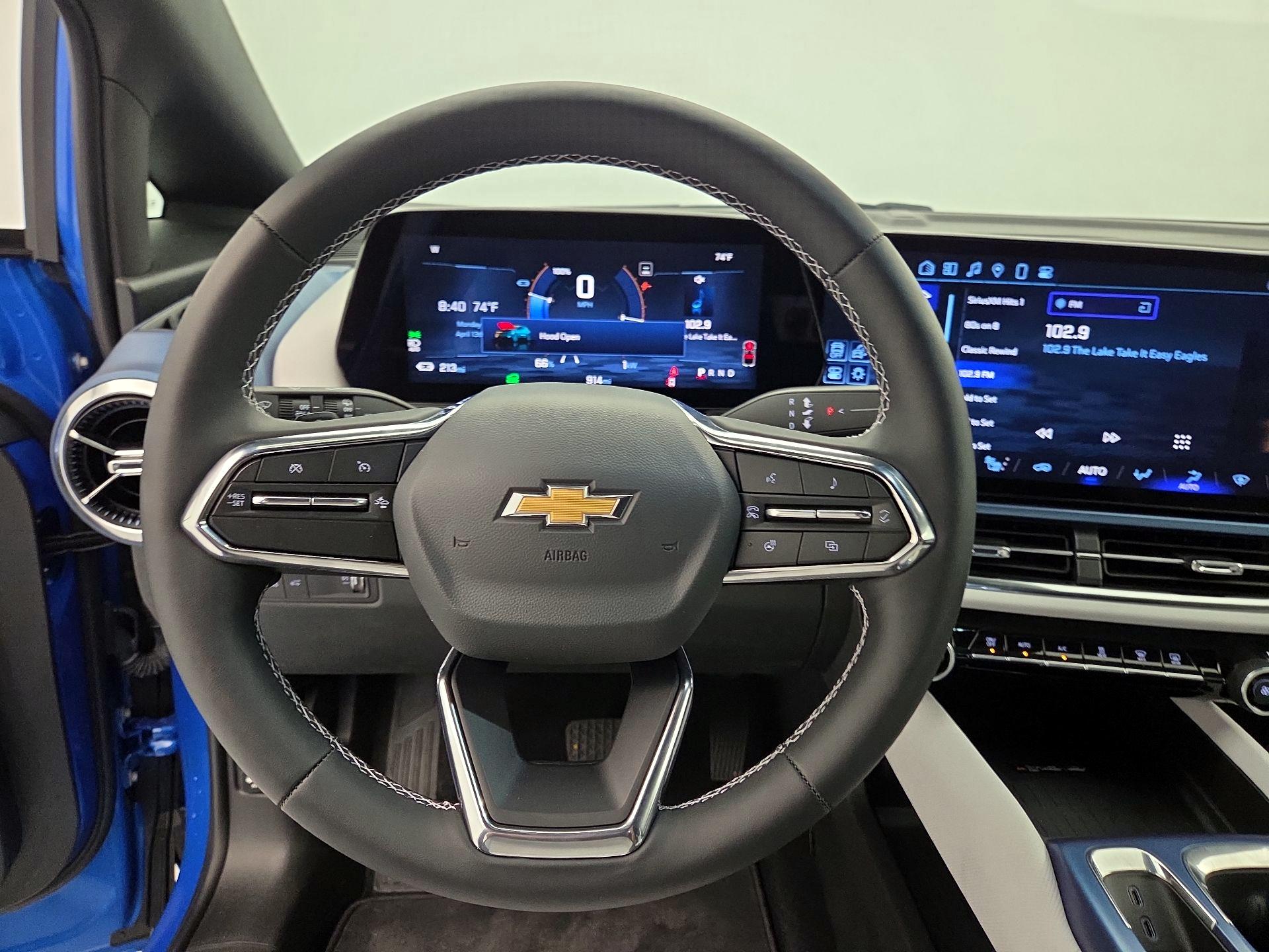 Thumbnail: 2025 Chevrolet Equinox - 10