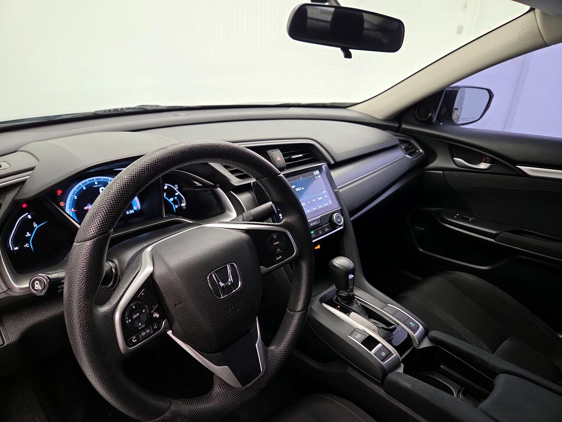 Thumbnail: 2018 Honda Civic - 9