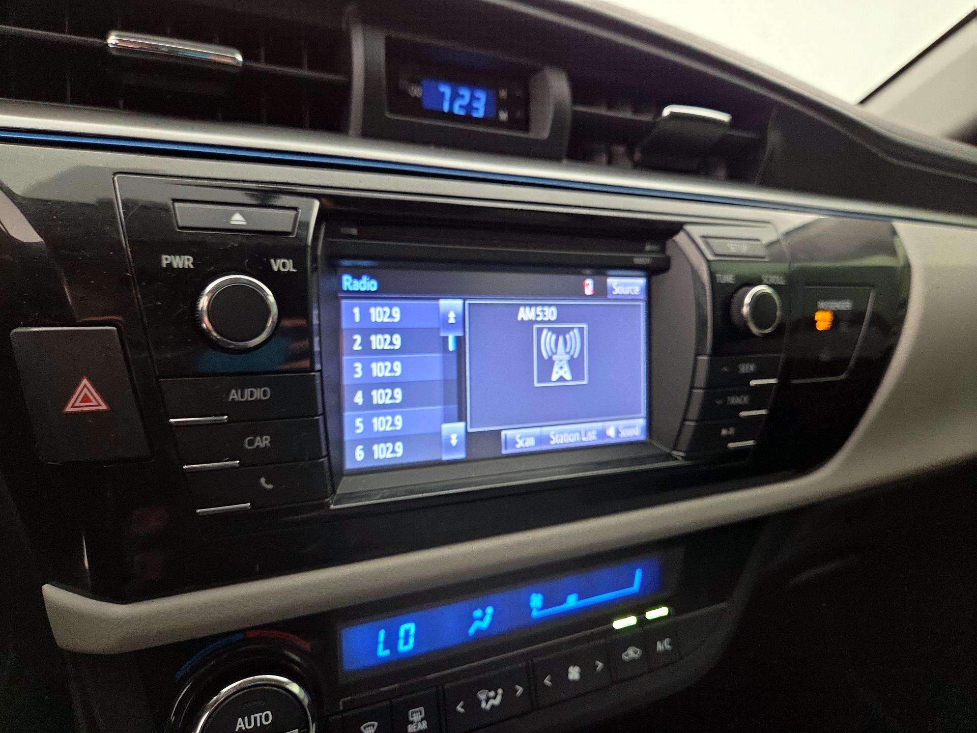 Thumbnail: 2016 Toyota Corolla - 15