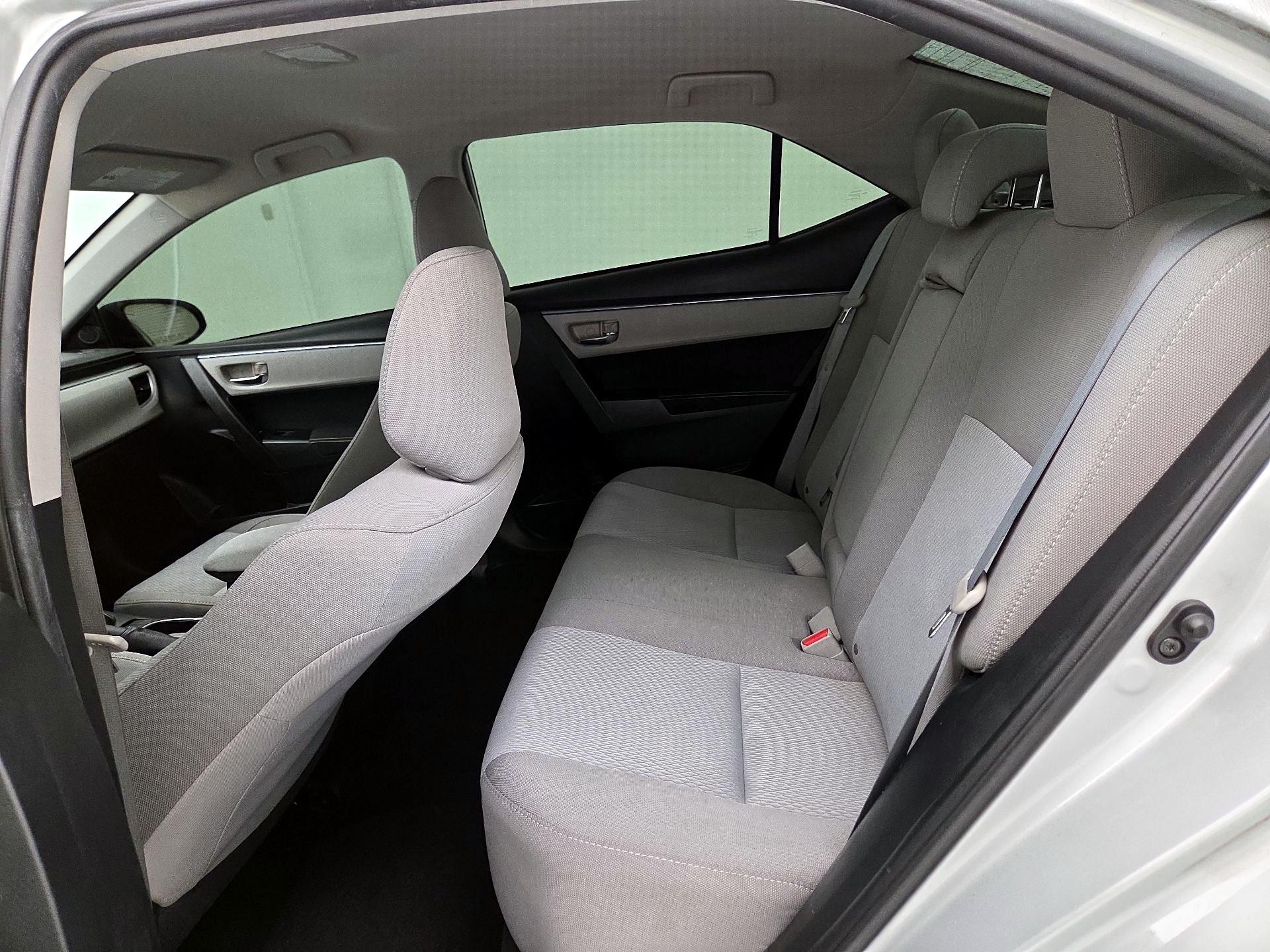 Thumbnail: 2016 Toyota Corolla - 19