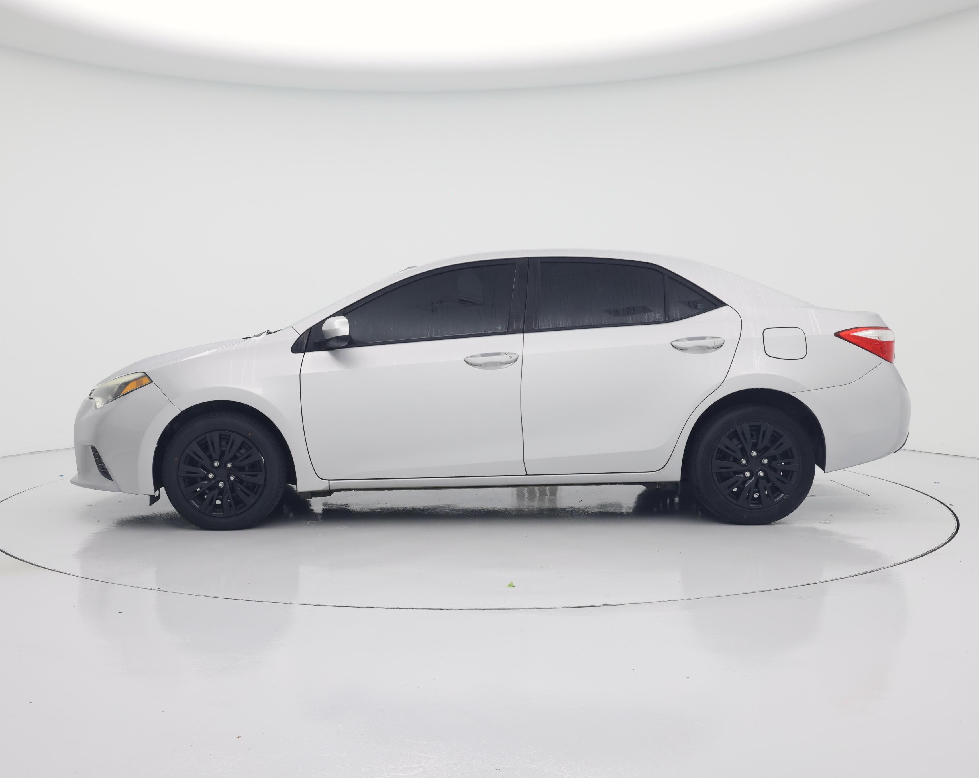 Thumbnail: 2016 Toyota Corolla - 3