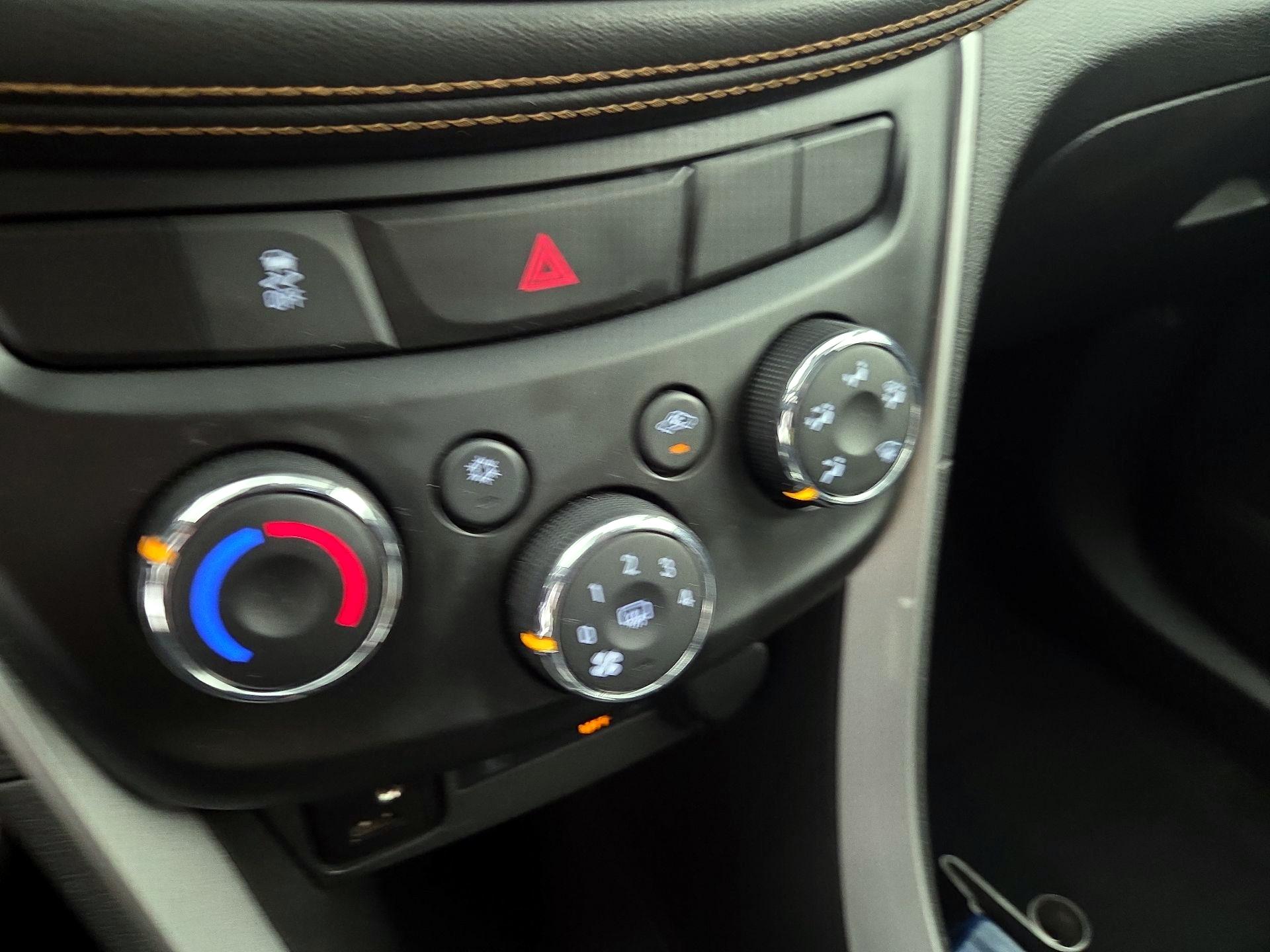 Thumbnail: 2019 Chevrolet Trax - 16