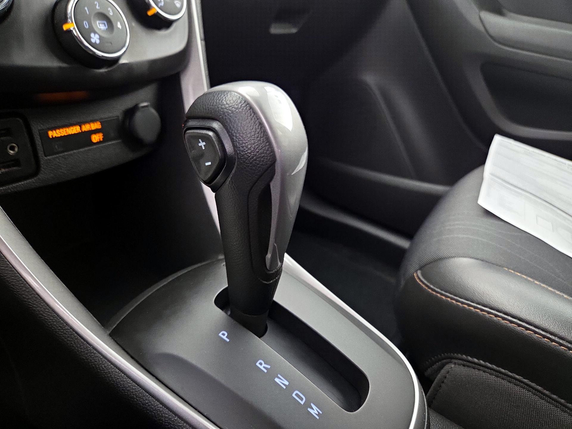 Thumbnail: 2019 Chevrolet Trax - 17