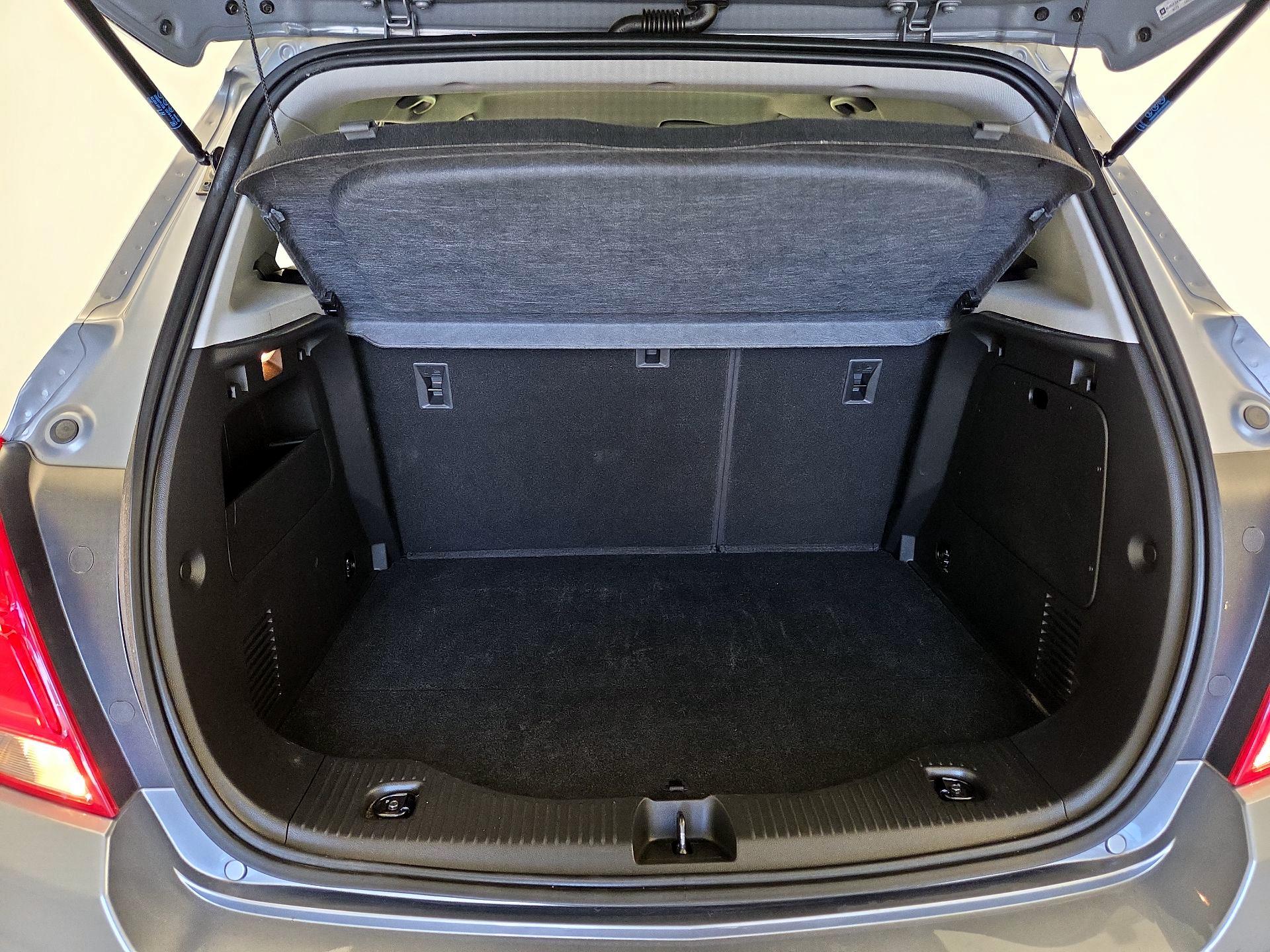 Thumbnail: 2019 Chevrolet Trax - 20