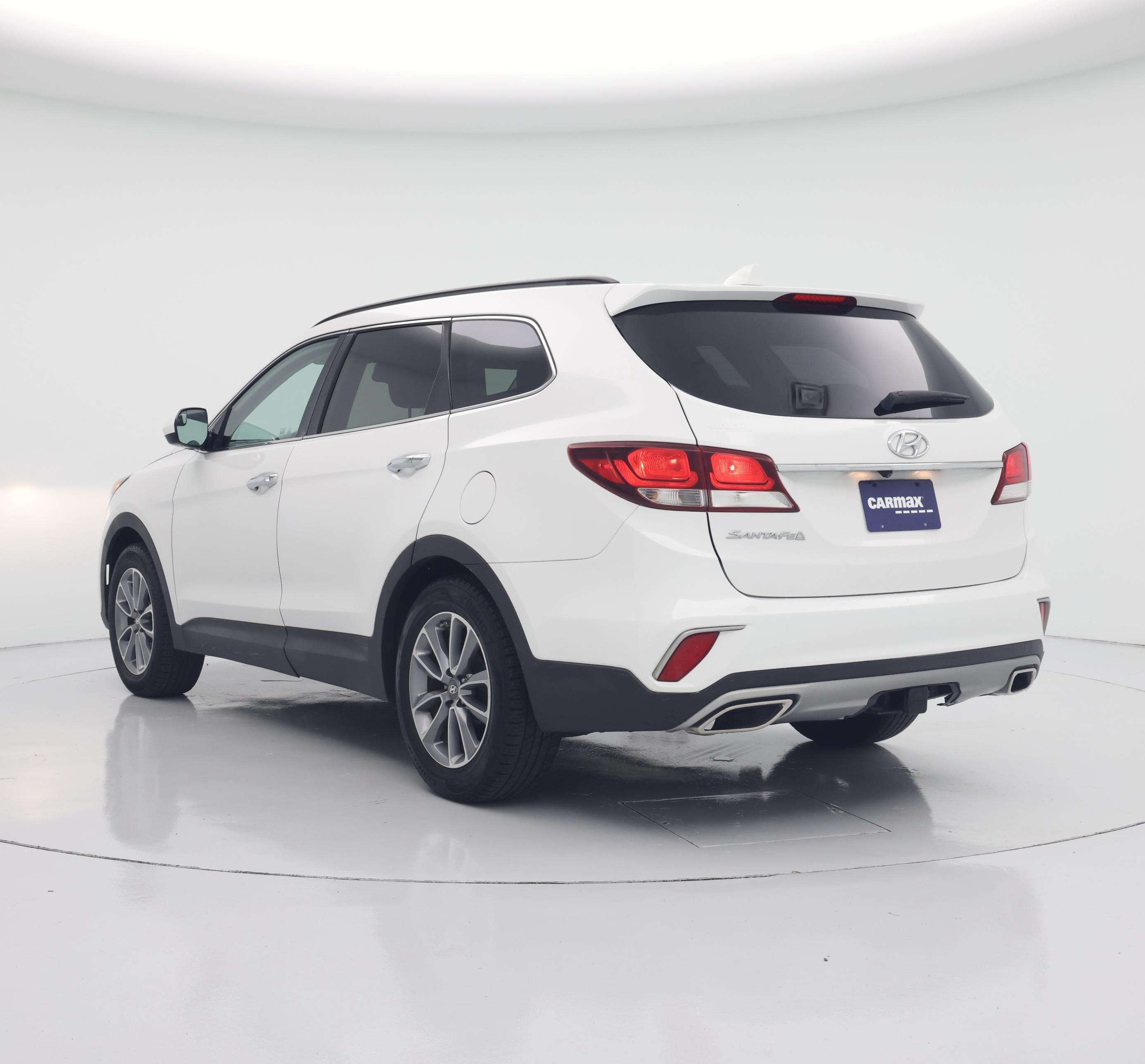 Thumbnail: 2017 Hyundai Santa Fe - 2
