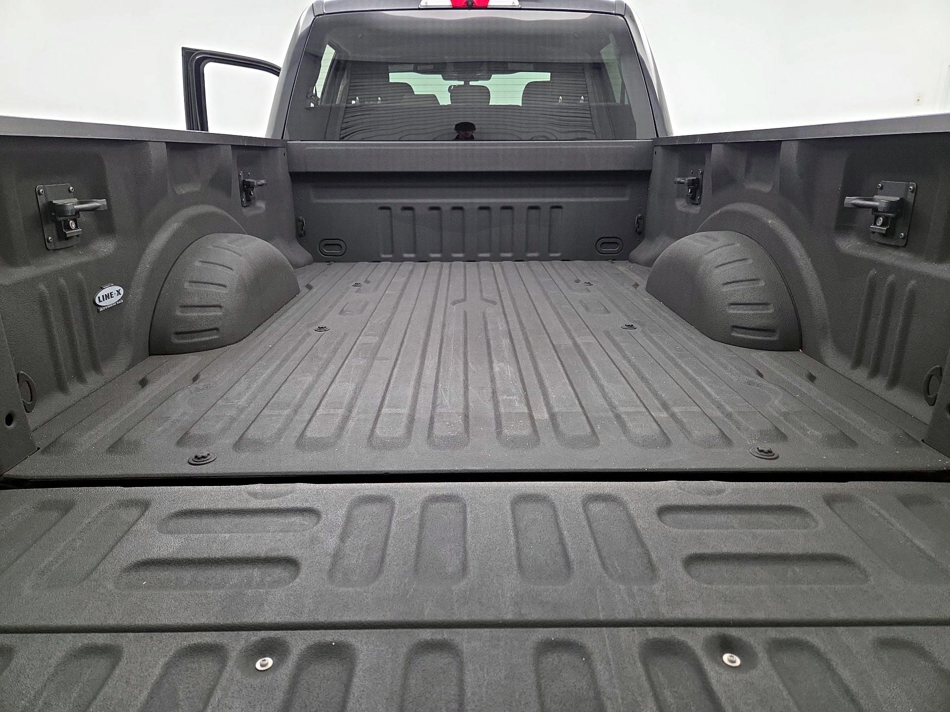 Thumbnail: 2020 Ford F-250 - 20