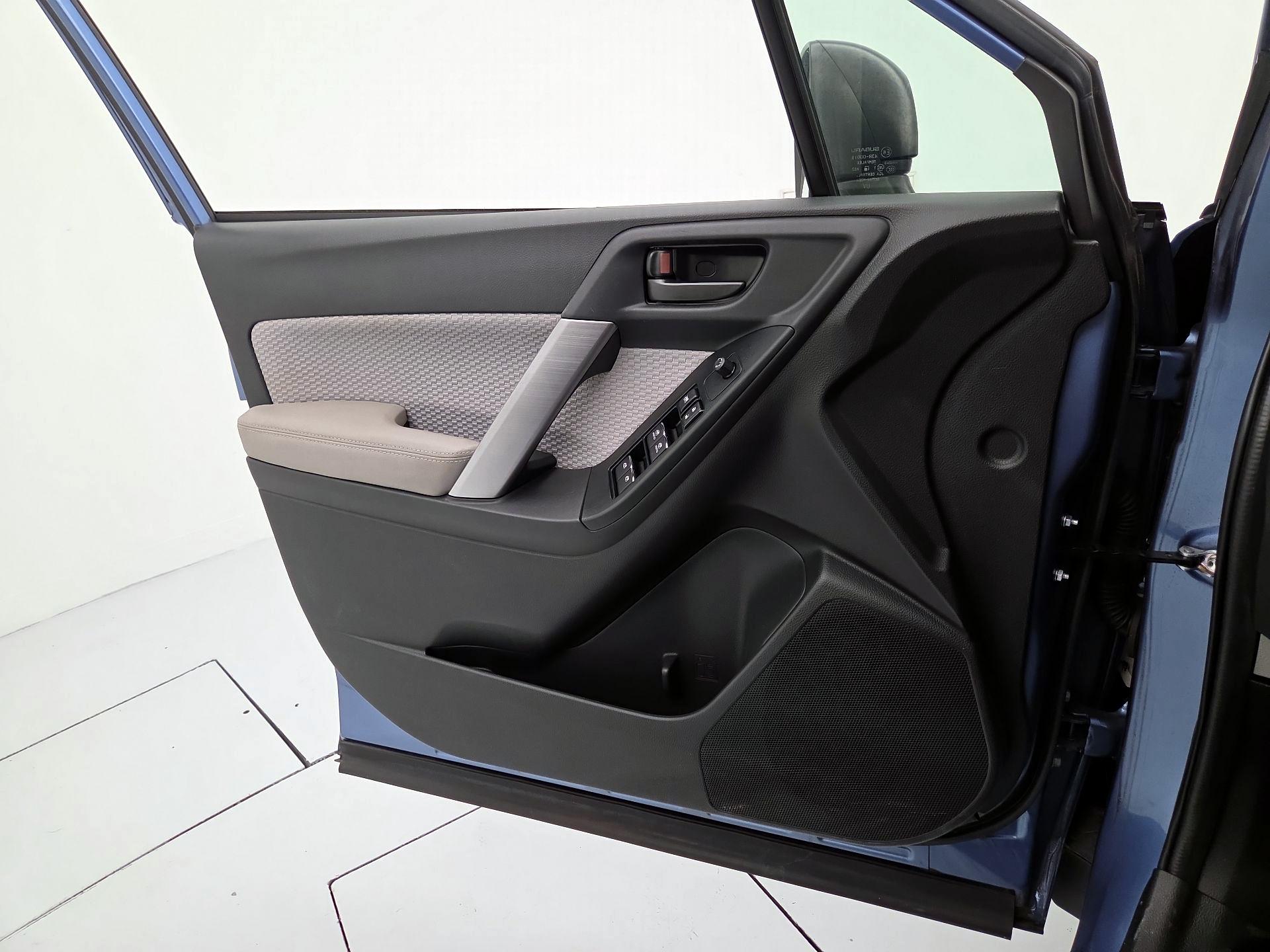 Thumbnail: 2018 Subaru Forester - 12