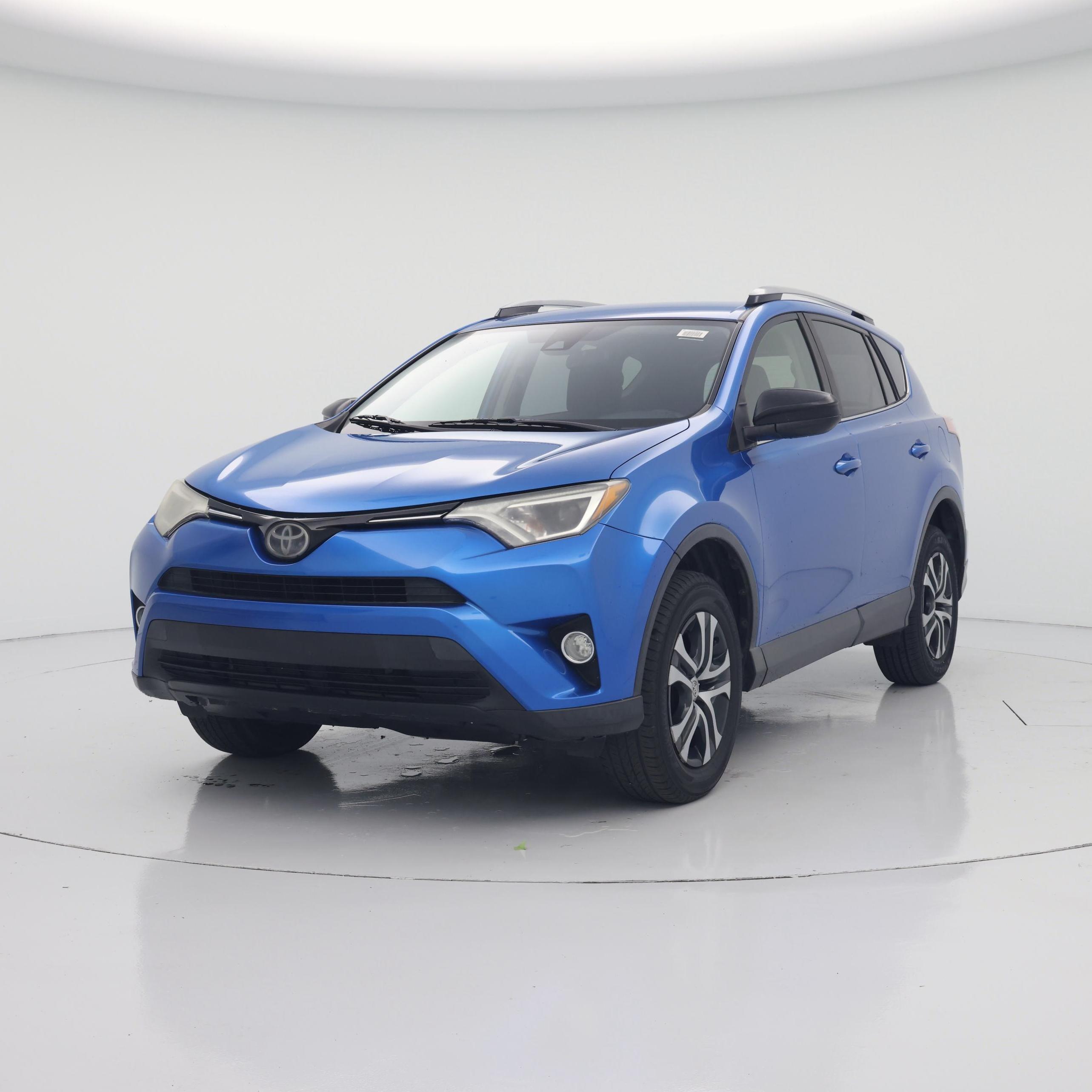 Thumbnail: 2018 Toyota RAV4 - 4