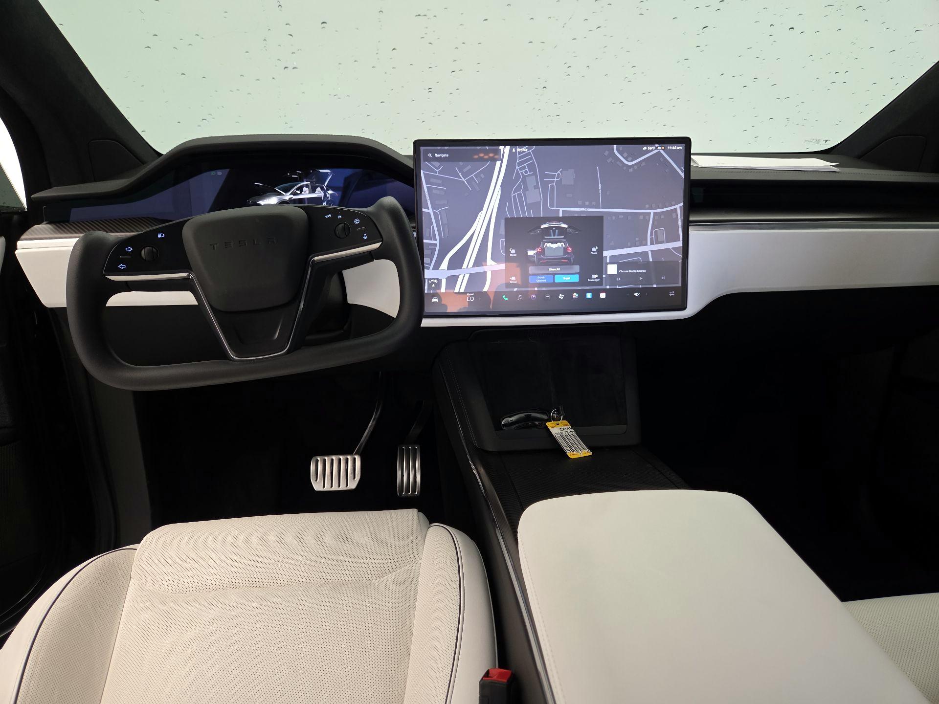 Thumbnail: 2022 Tesla Model X - 9
