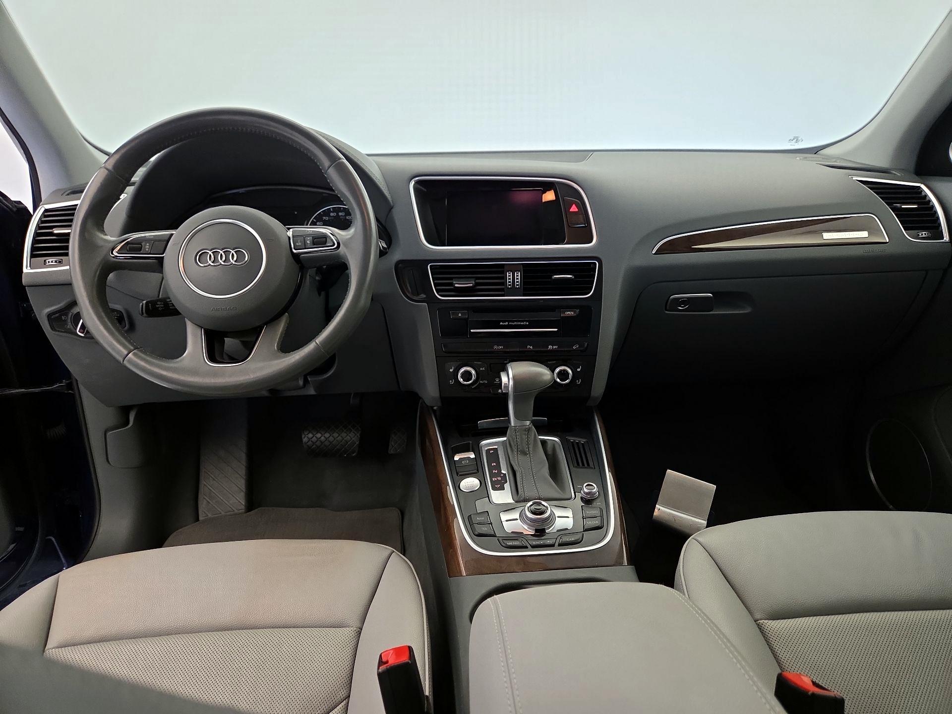 Thumbnail: 2016 Audi Q5 - 9