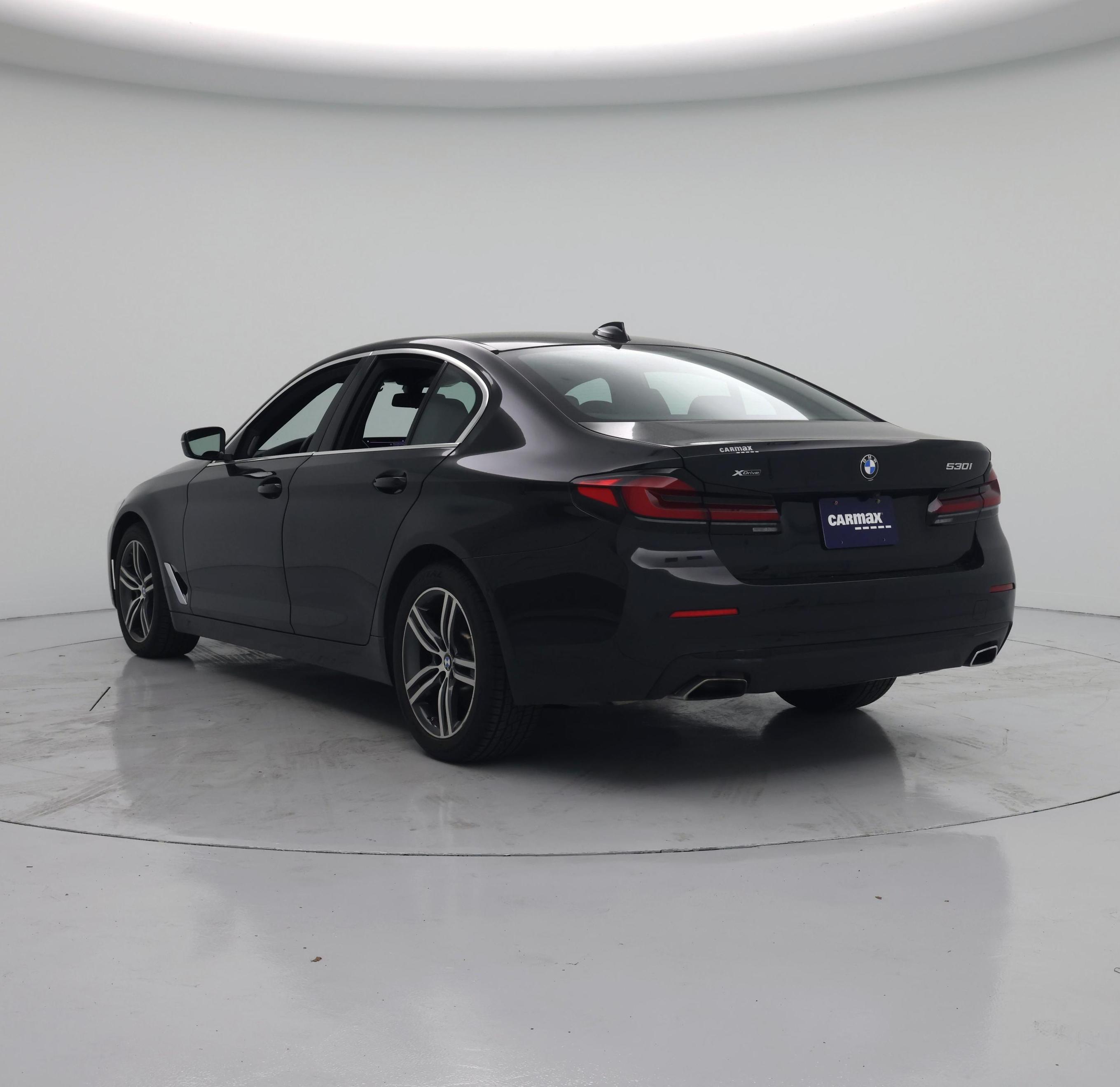 Thumbnail: 2022 BMW 5 Series - 2