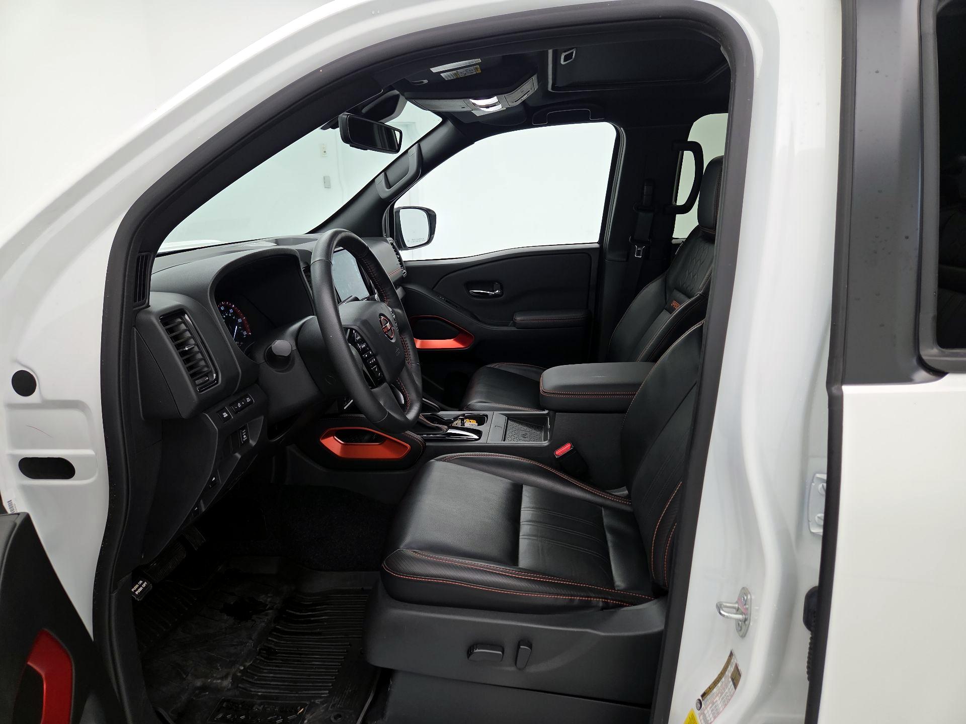 Thumbnail: 2024 Nissan Frontier - 11