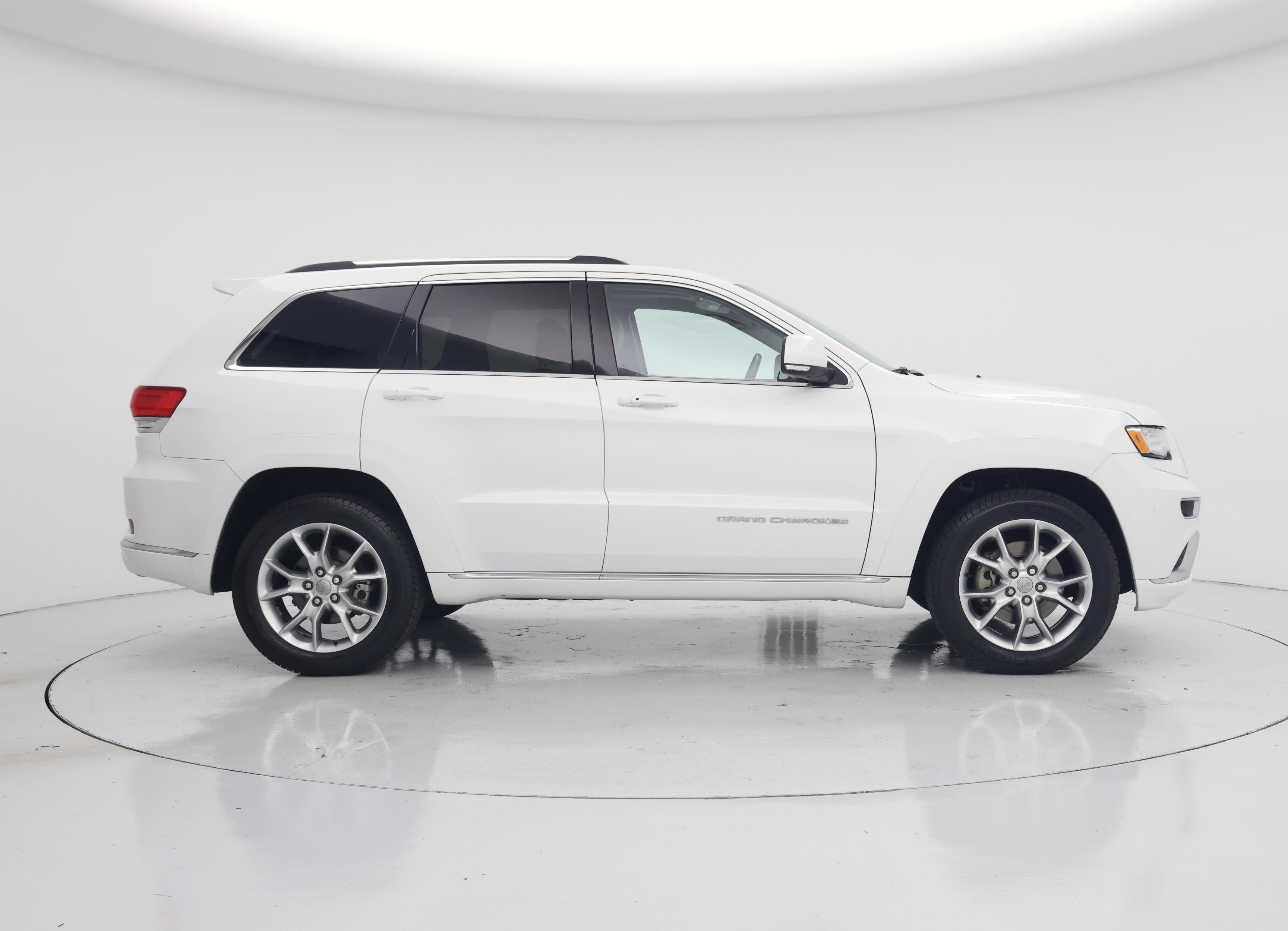 Thumbnail: 2015 Jeep Grand Cherokee - 7