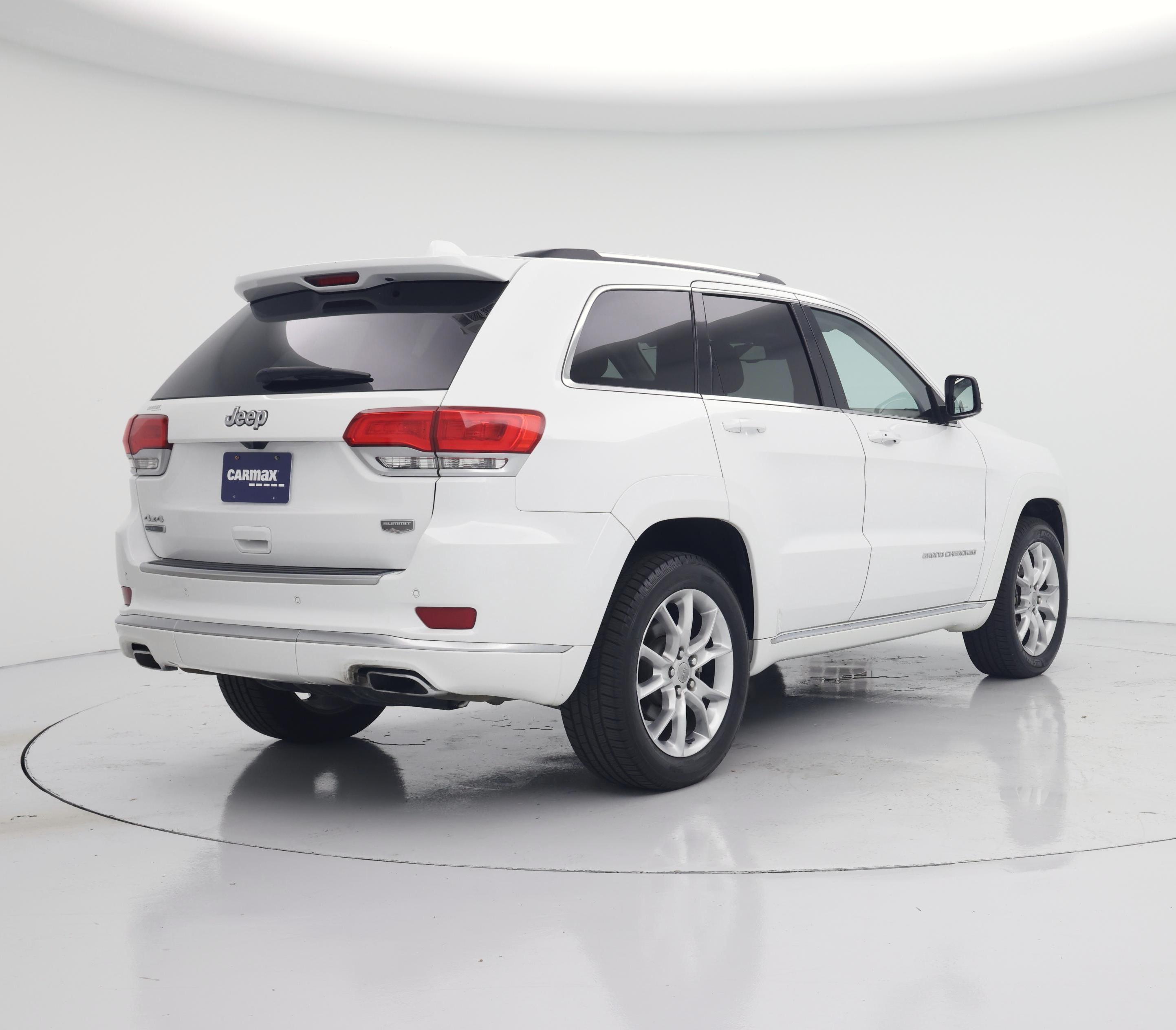 Thumbnail: 2015 Jeep Grand Cherokee - 8