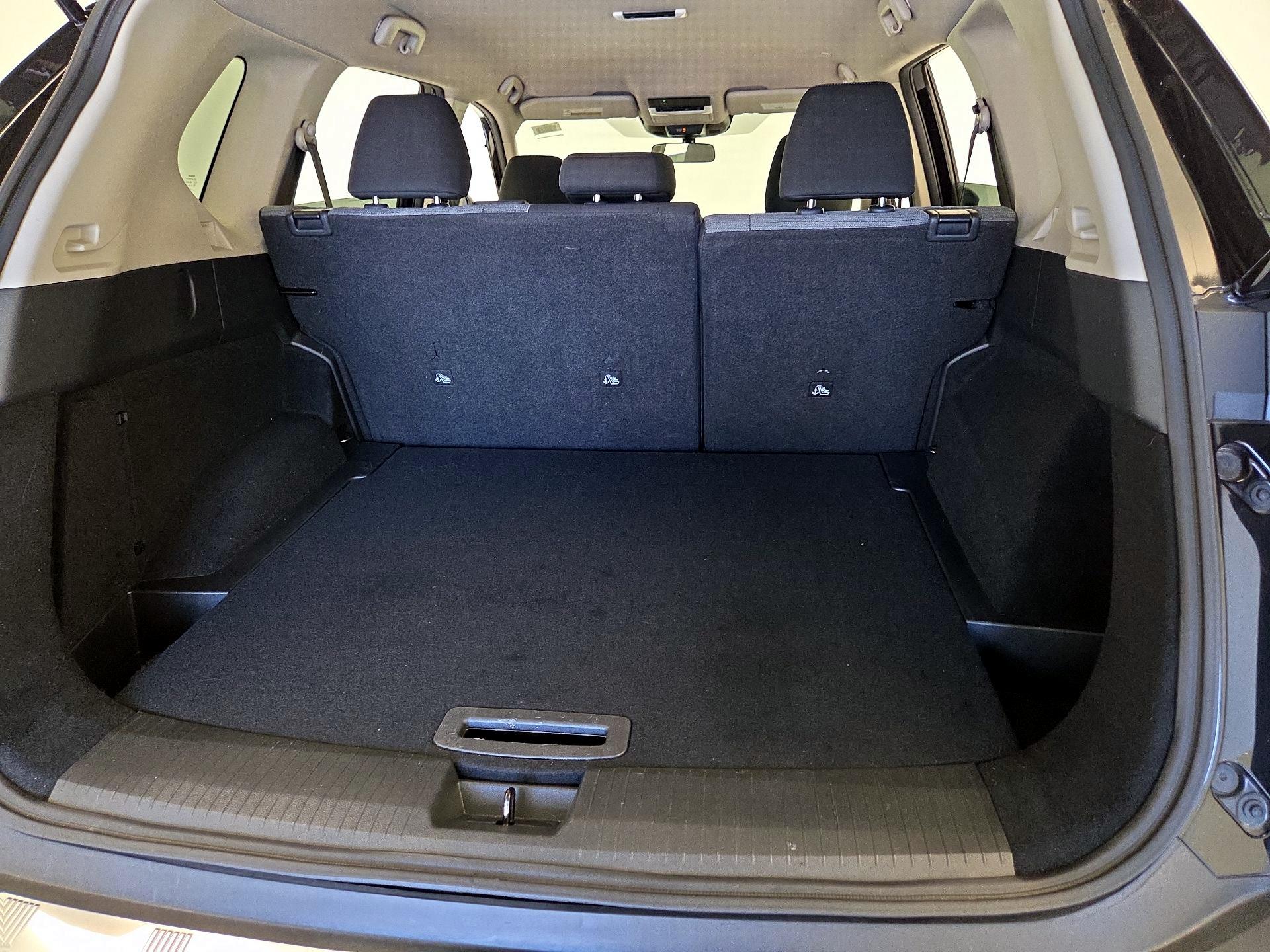 Thumbnail: 2023 Nissan Rogue - 20