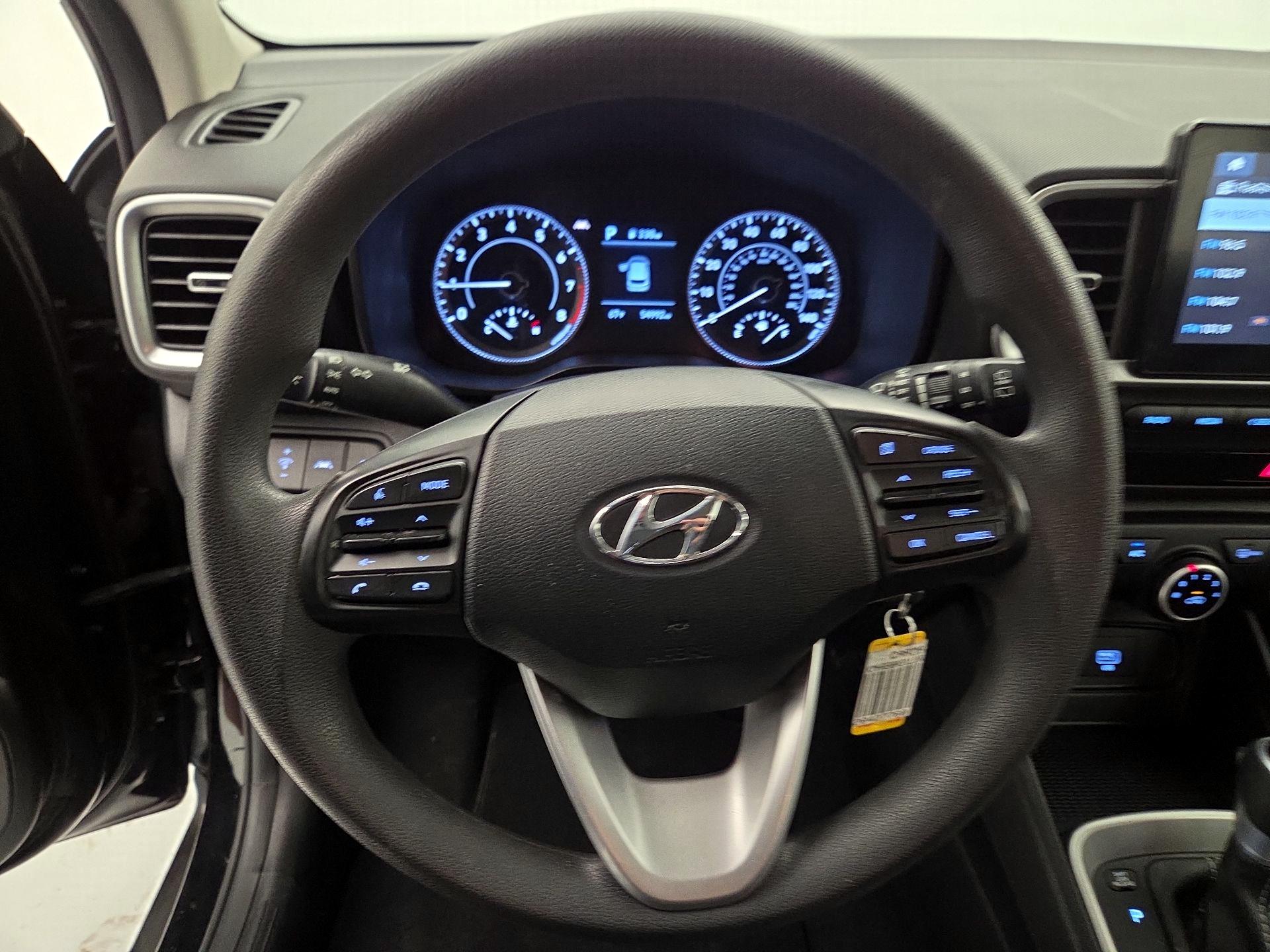 Thumbnail: 2020 Hyundai Venue - 10